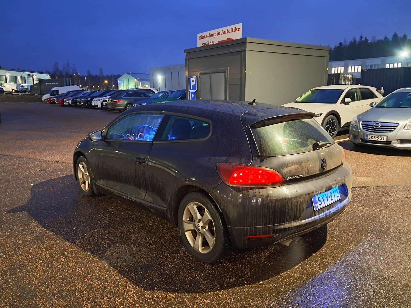 VOLKSWAGEN Scirocco 2011