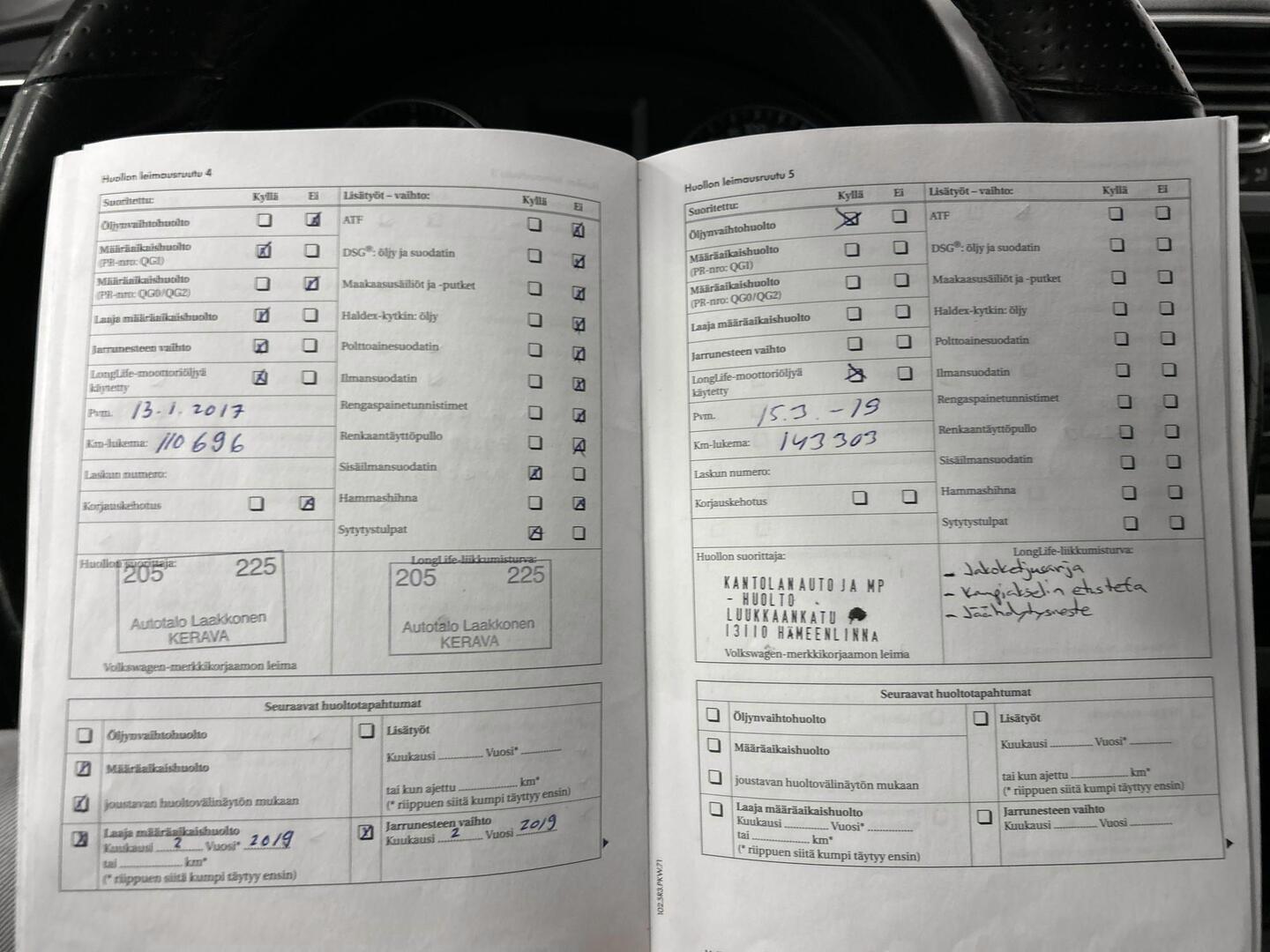 VOLKSWAGEN Scirocco 2011