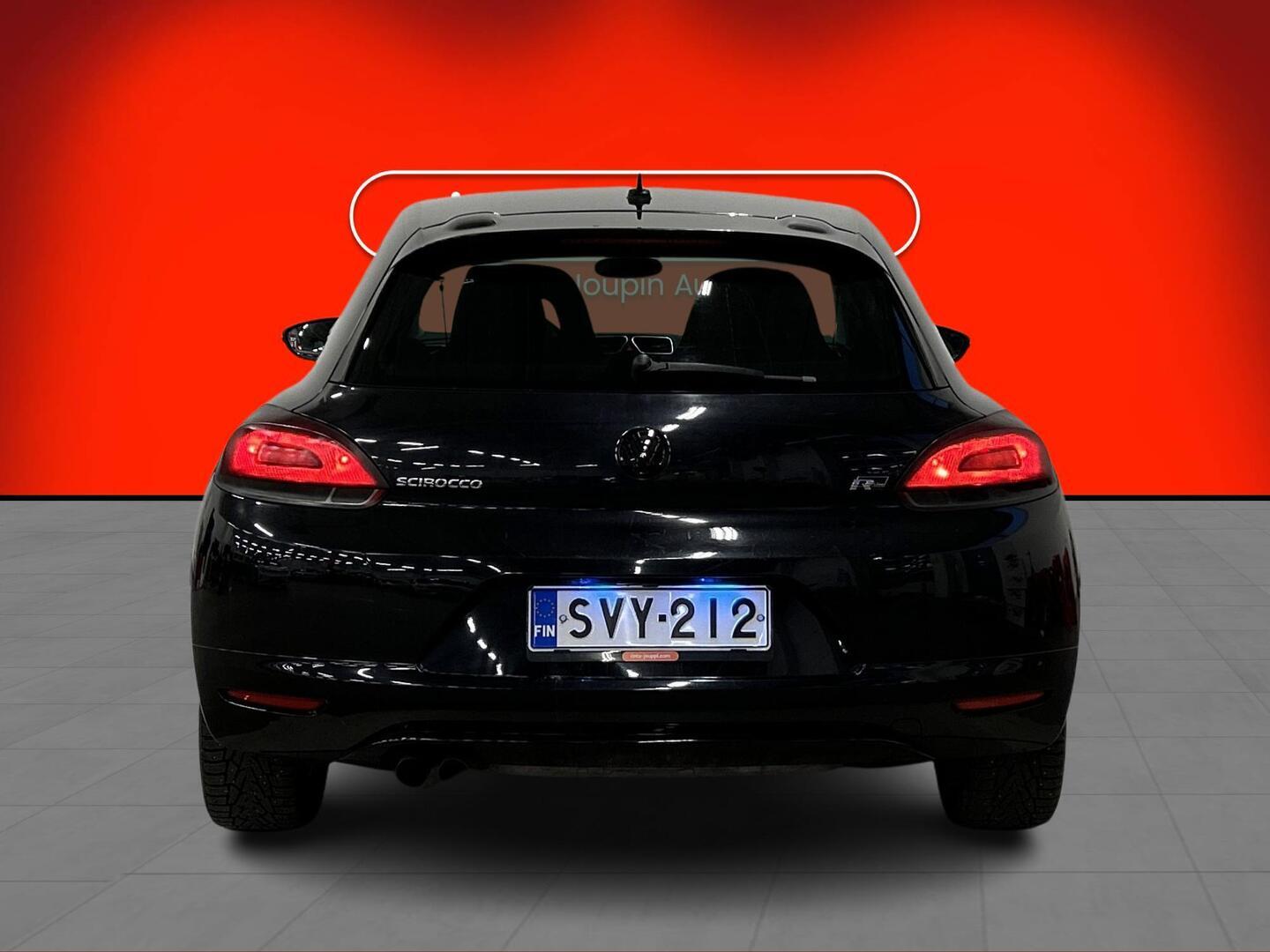 VOLKSWAGEN Scirocco 2011