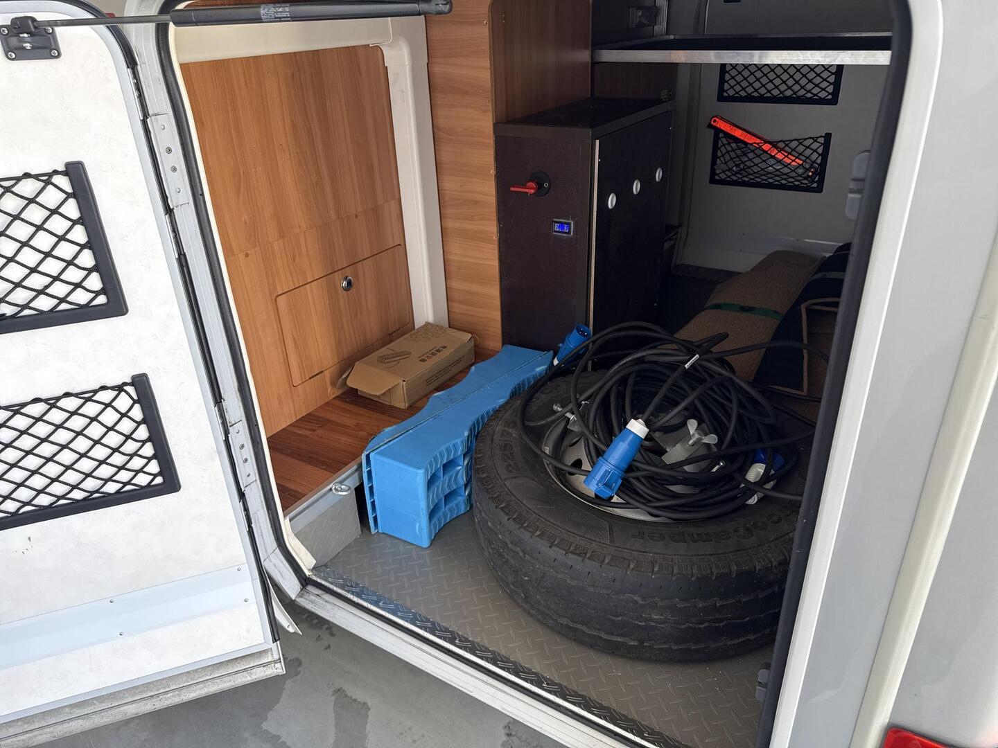 HYMER TRAMP 674 CL 2010