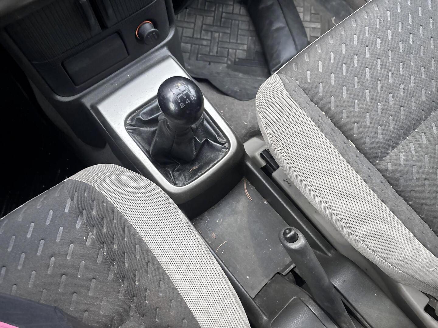 NISSAN X-TRAIL 2004