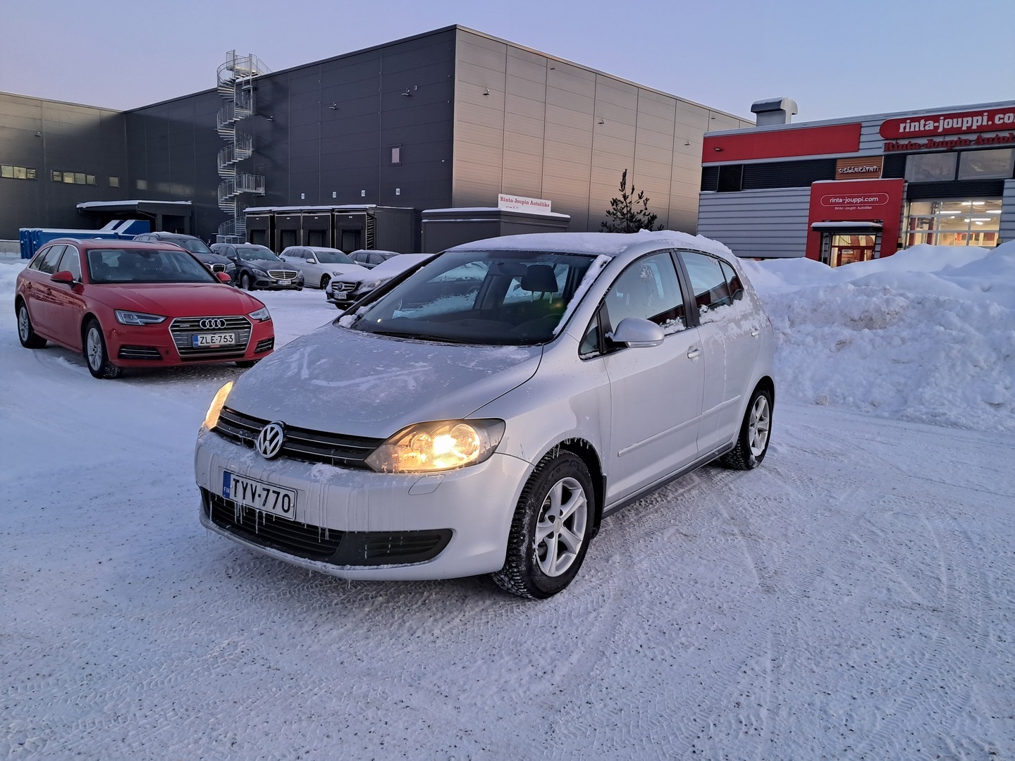 VOLKSWAGEN Golf Plus 2012