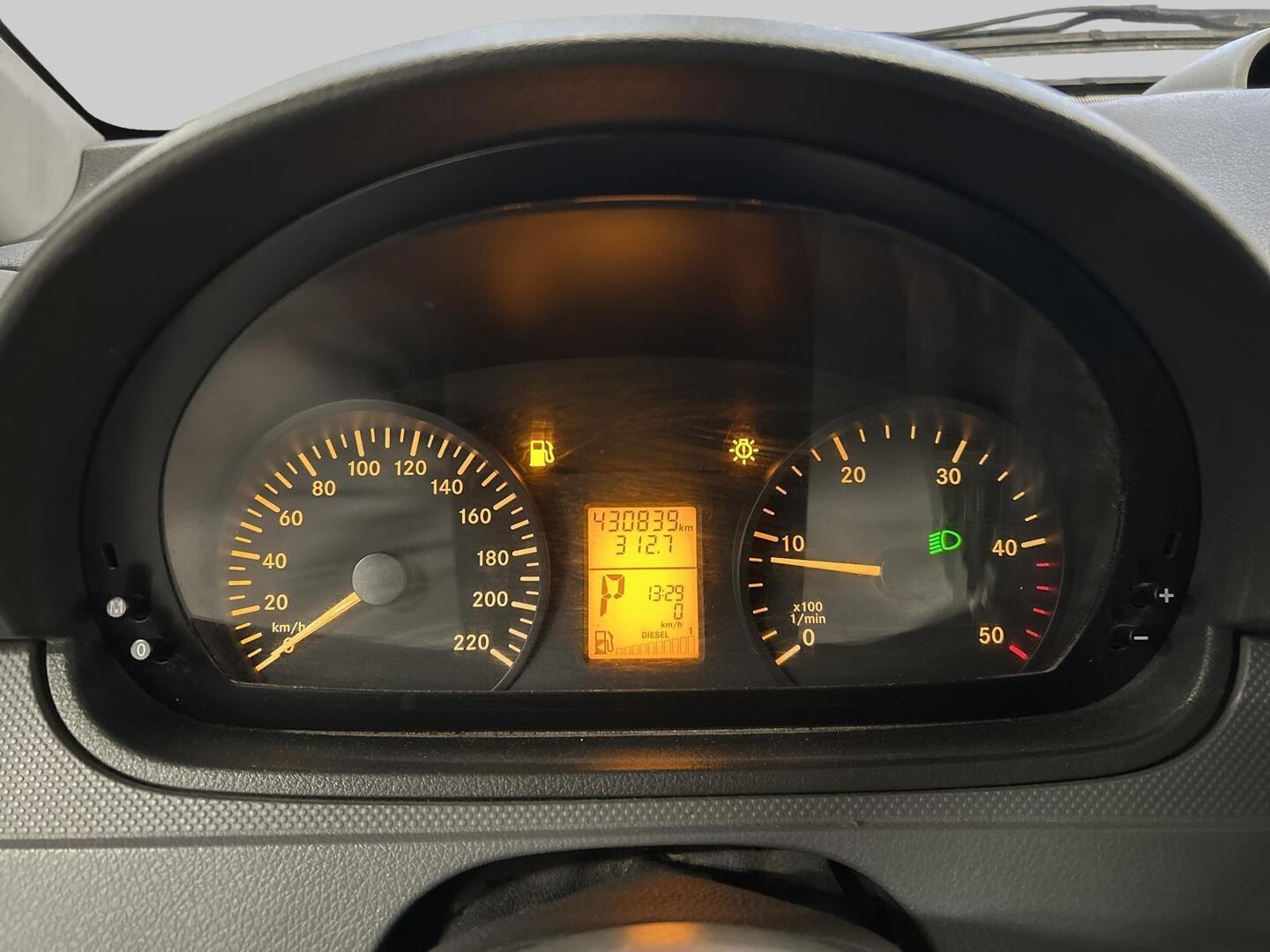 MERCEDES-BENZ Vito 2009