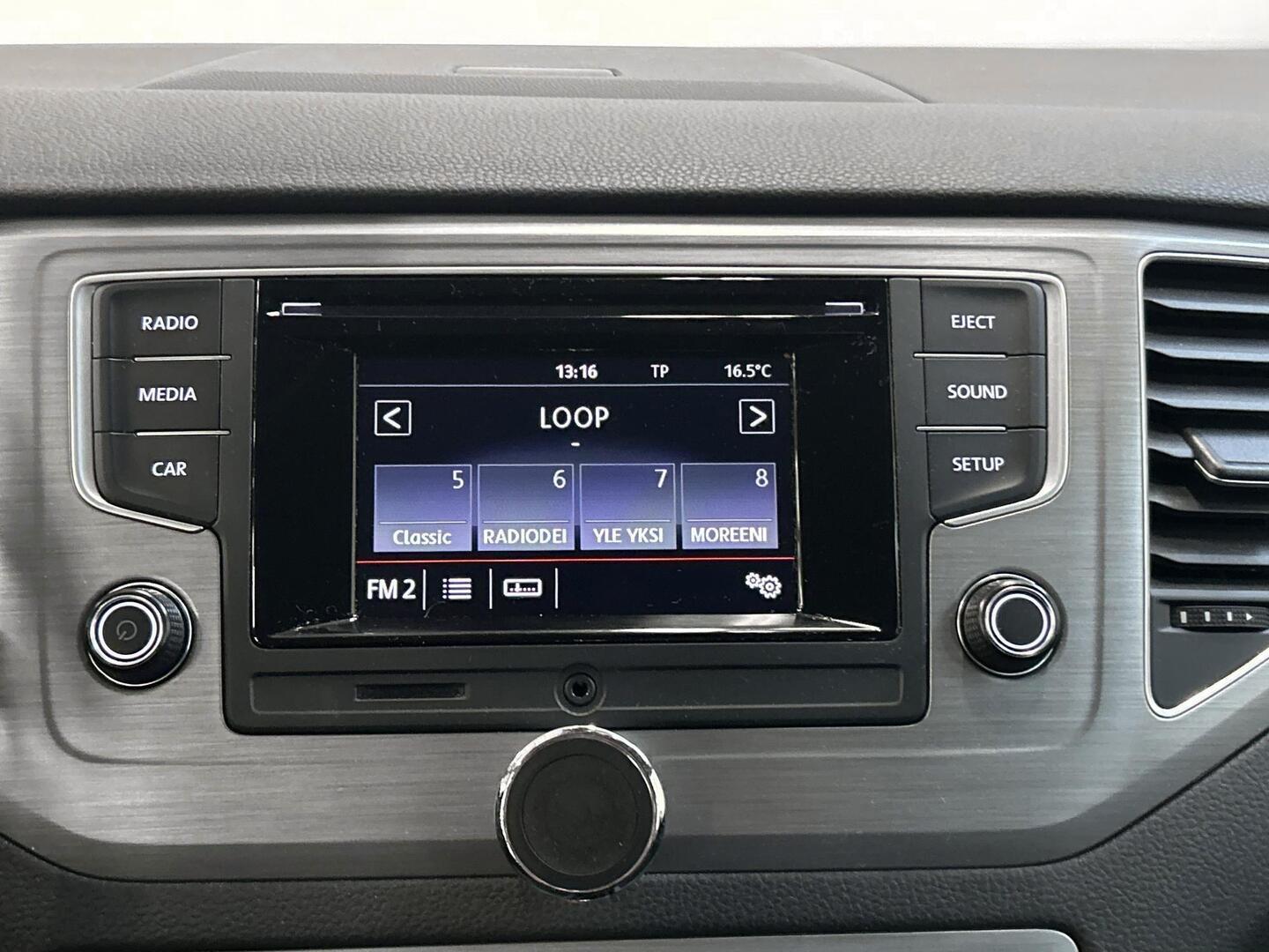 VOLKSWAGEN Golf Sportsvan 2015