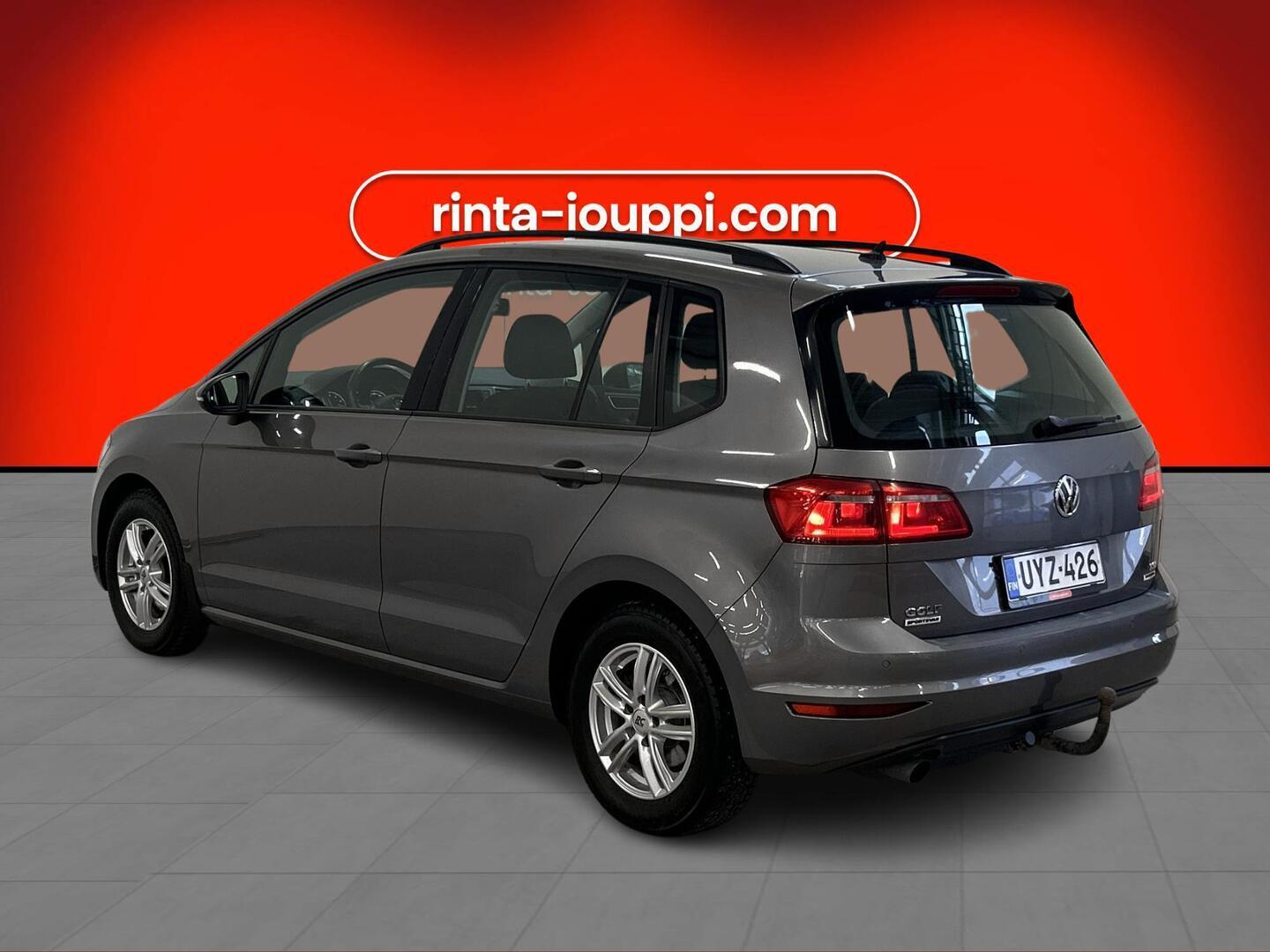 VOLKSWAGEN Golf Sportsvan 2015
