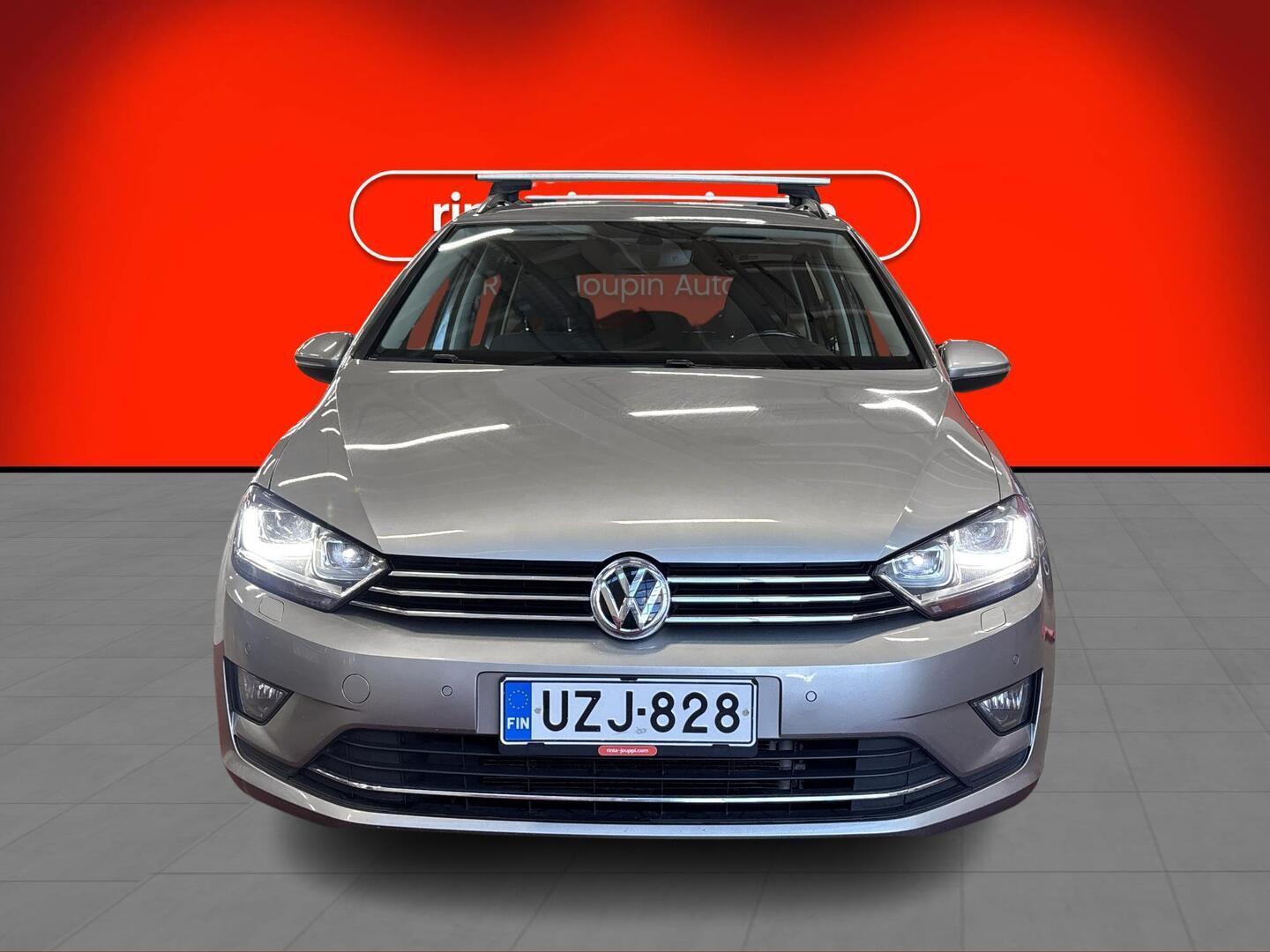 VOLKSWAGEN Golf Sportsvan 2016