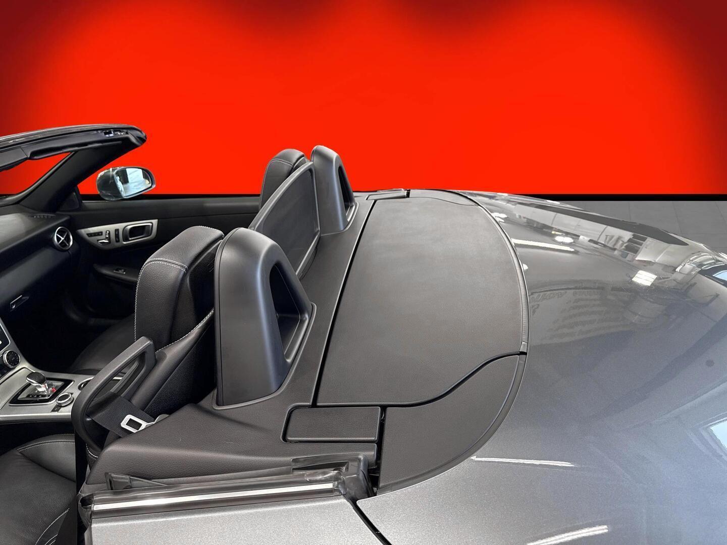 MERCEDES-BENZ SLC 2017