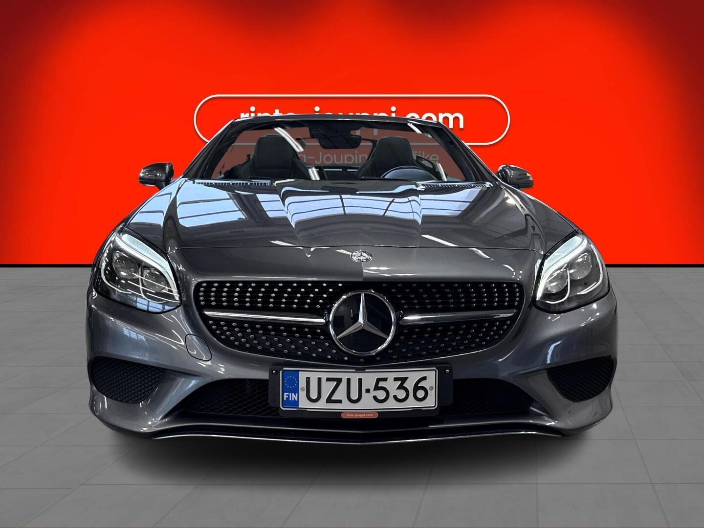 MERCEDES-BENZ SLC 2017