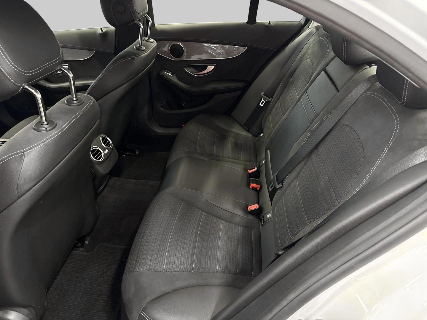 MERCEDES-BENZ C 2017