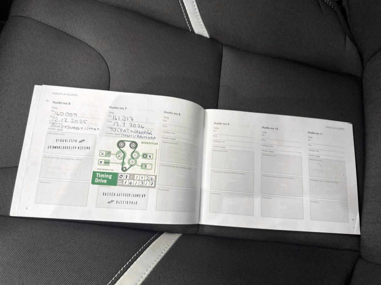 VOLVO V40 2019