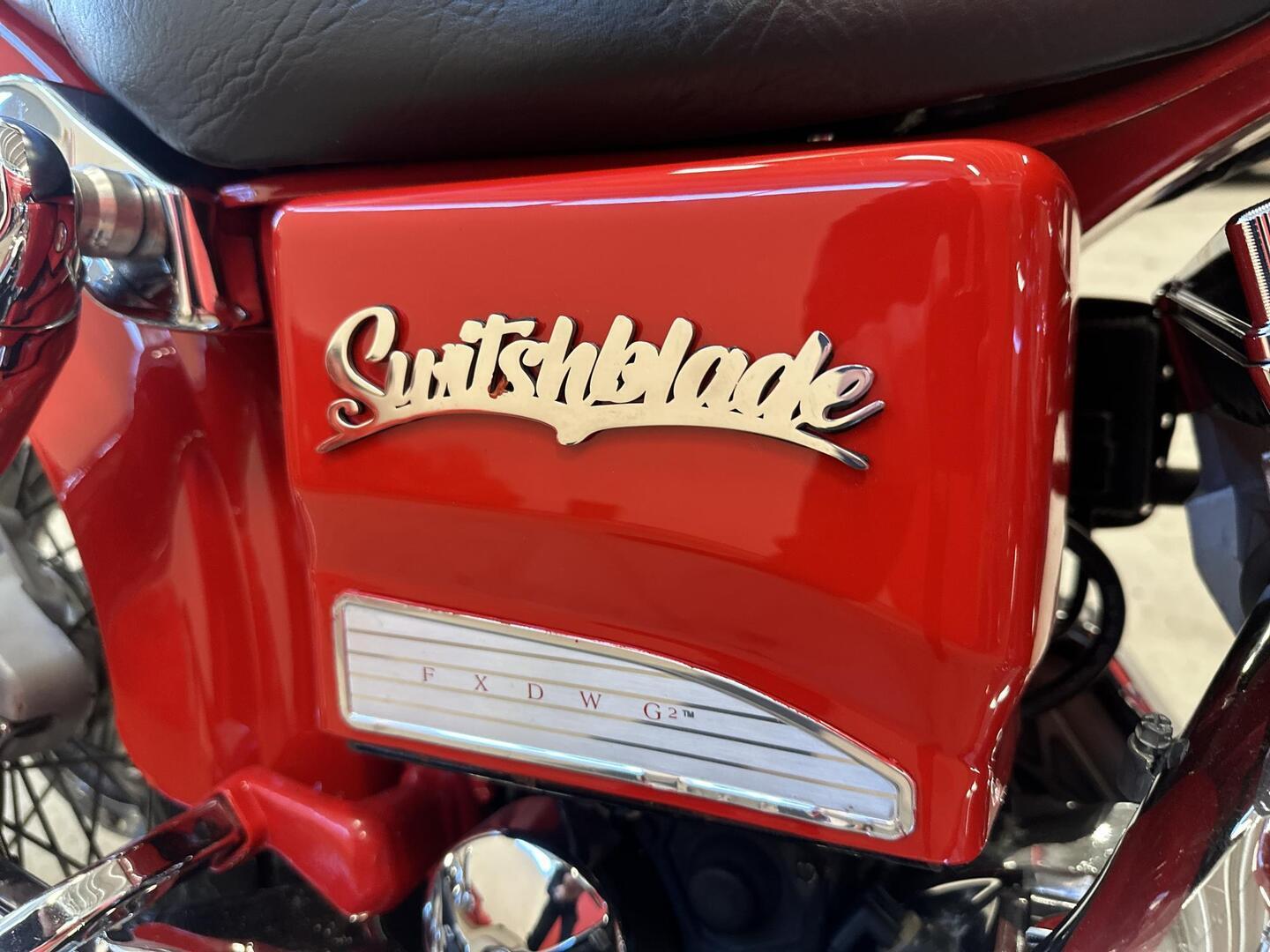 HARLEY-DAVIDSON DYNA 2001