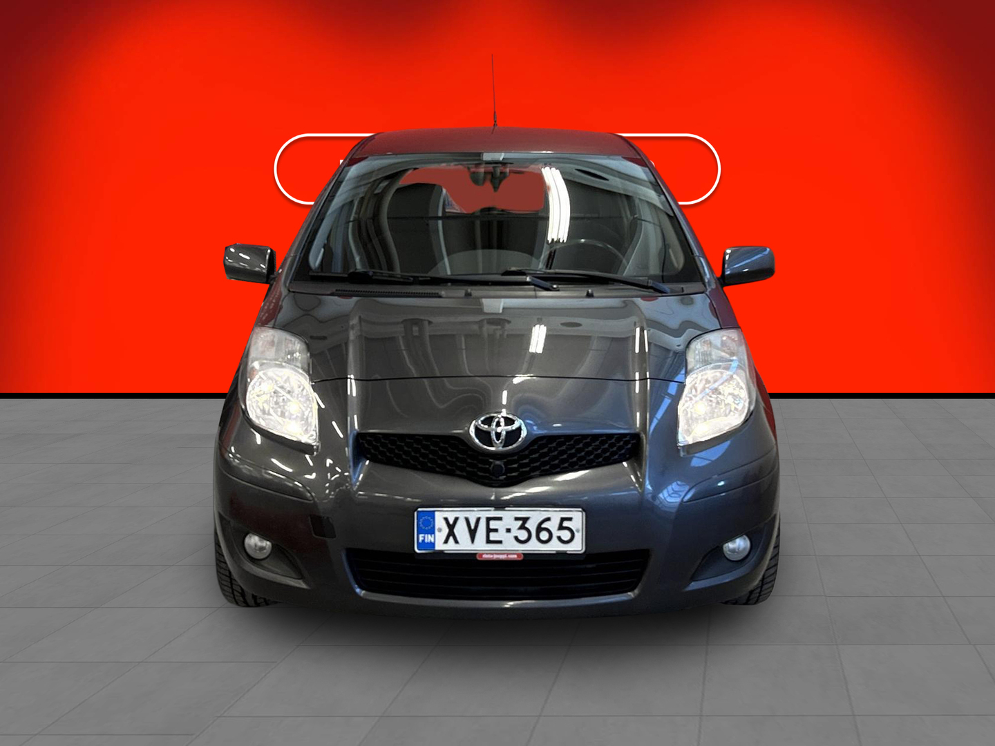 TOYOTA Yaris 2010