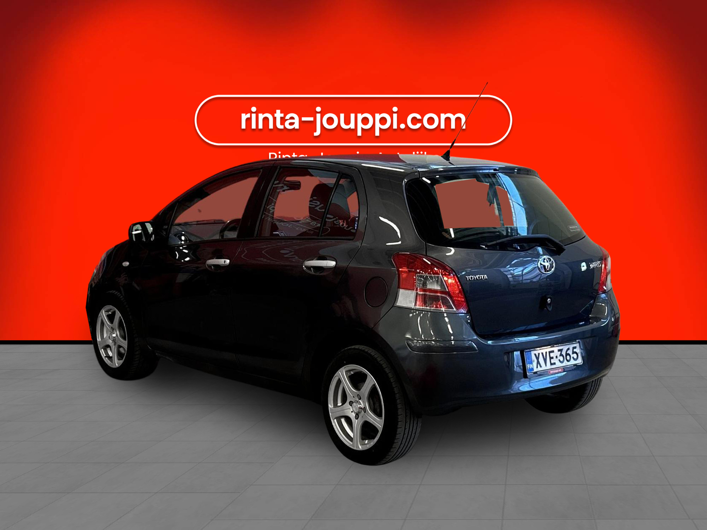 TOYOTA Yaris 2010