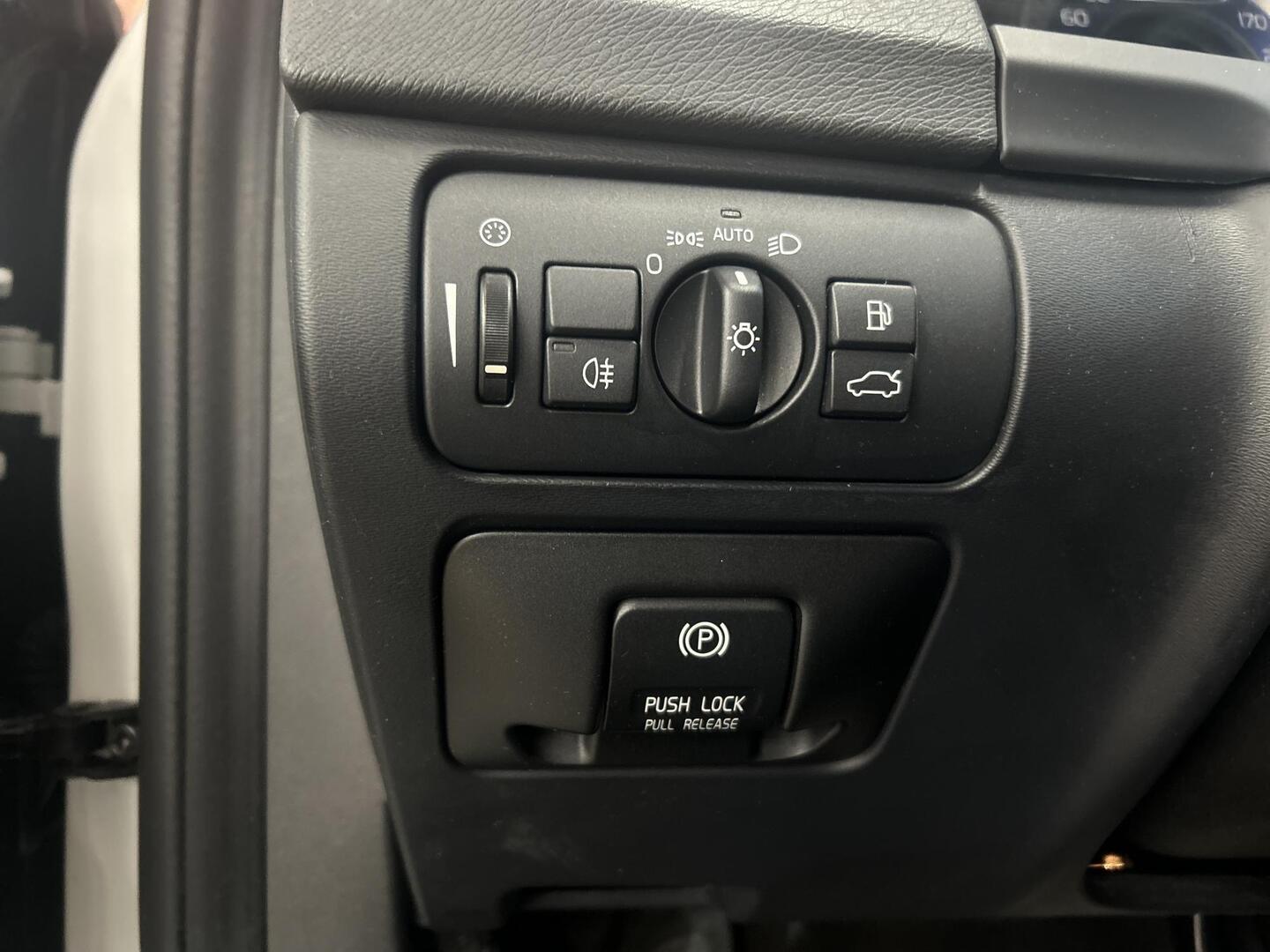 VOLVO V60 2013