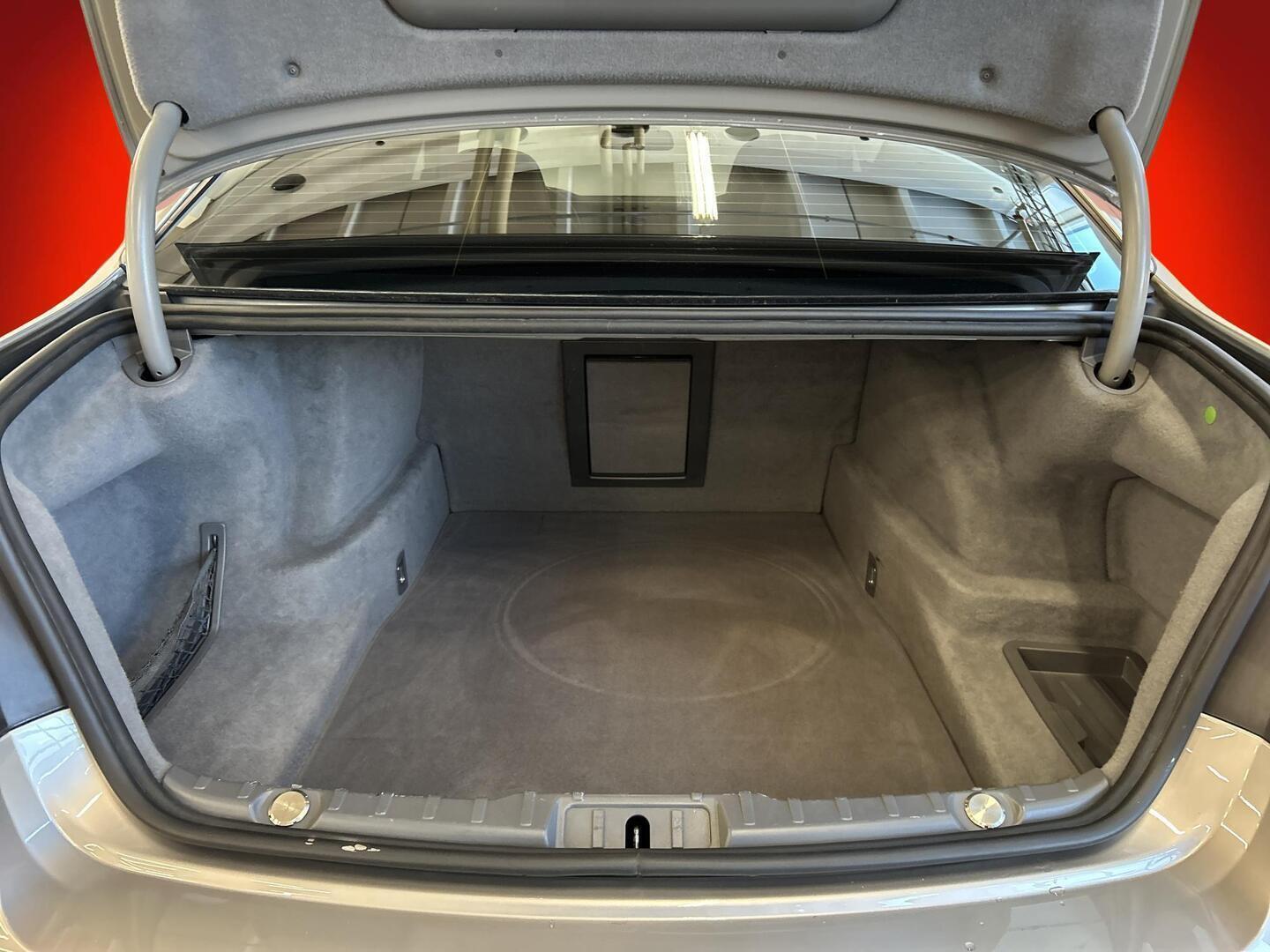 BMW 740 2010