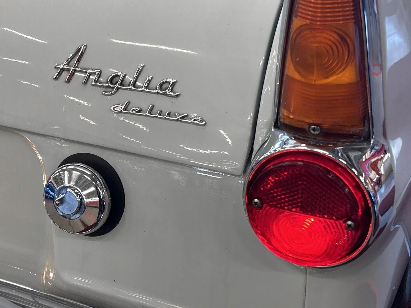FORD Anglia 1962