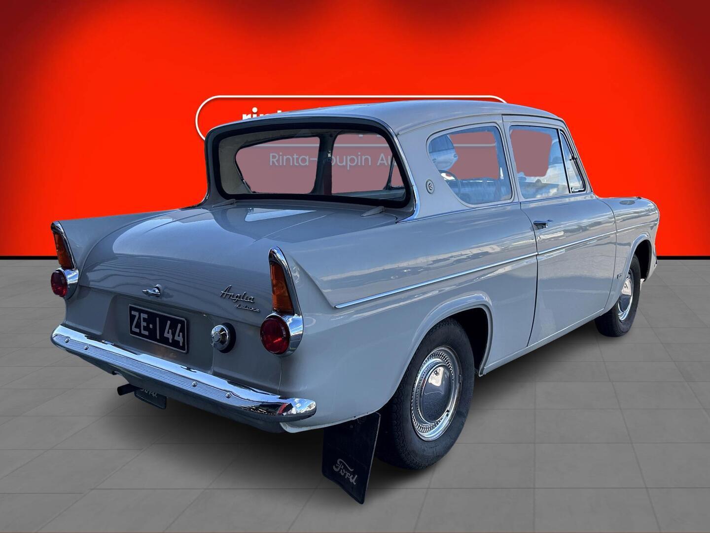FORD Anglia 1962