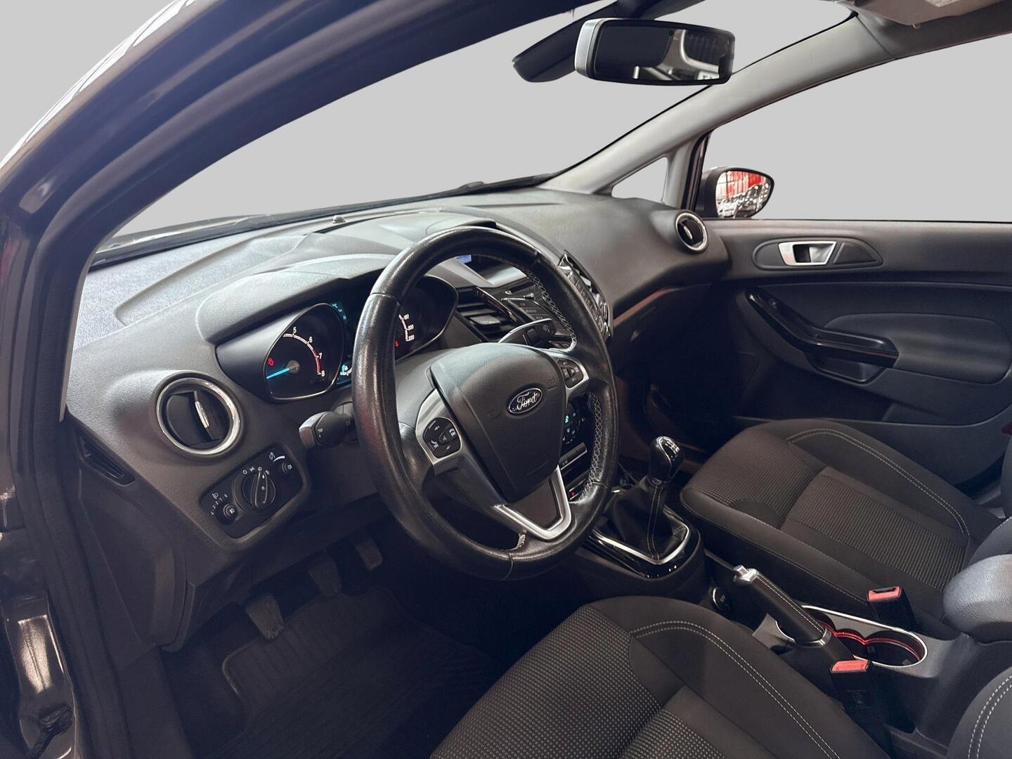 FORD Fiesta 2017