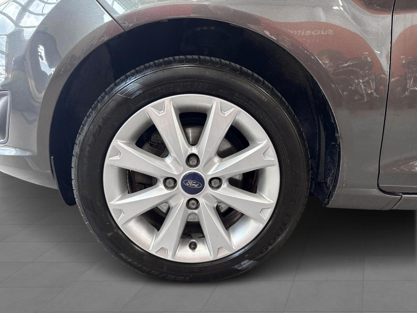 FORD Fiesta 2017