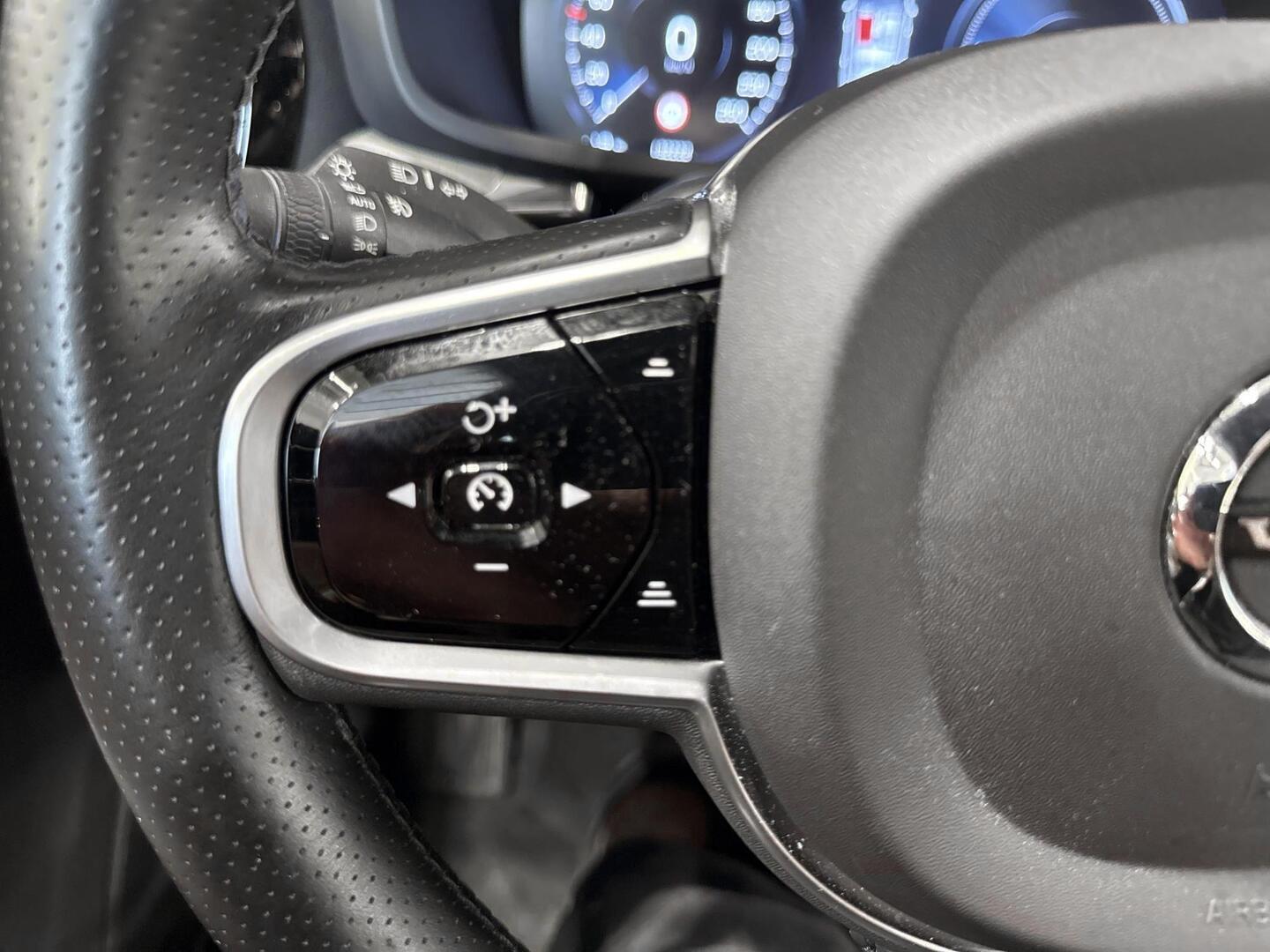 VOLVO V60 2019
