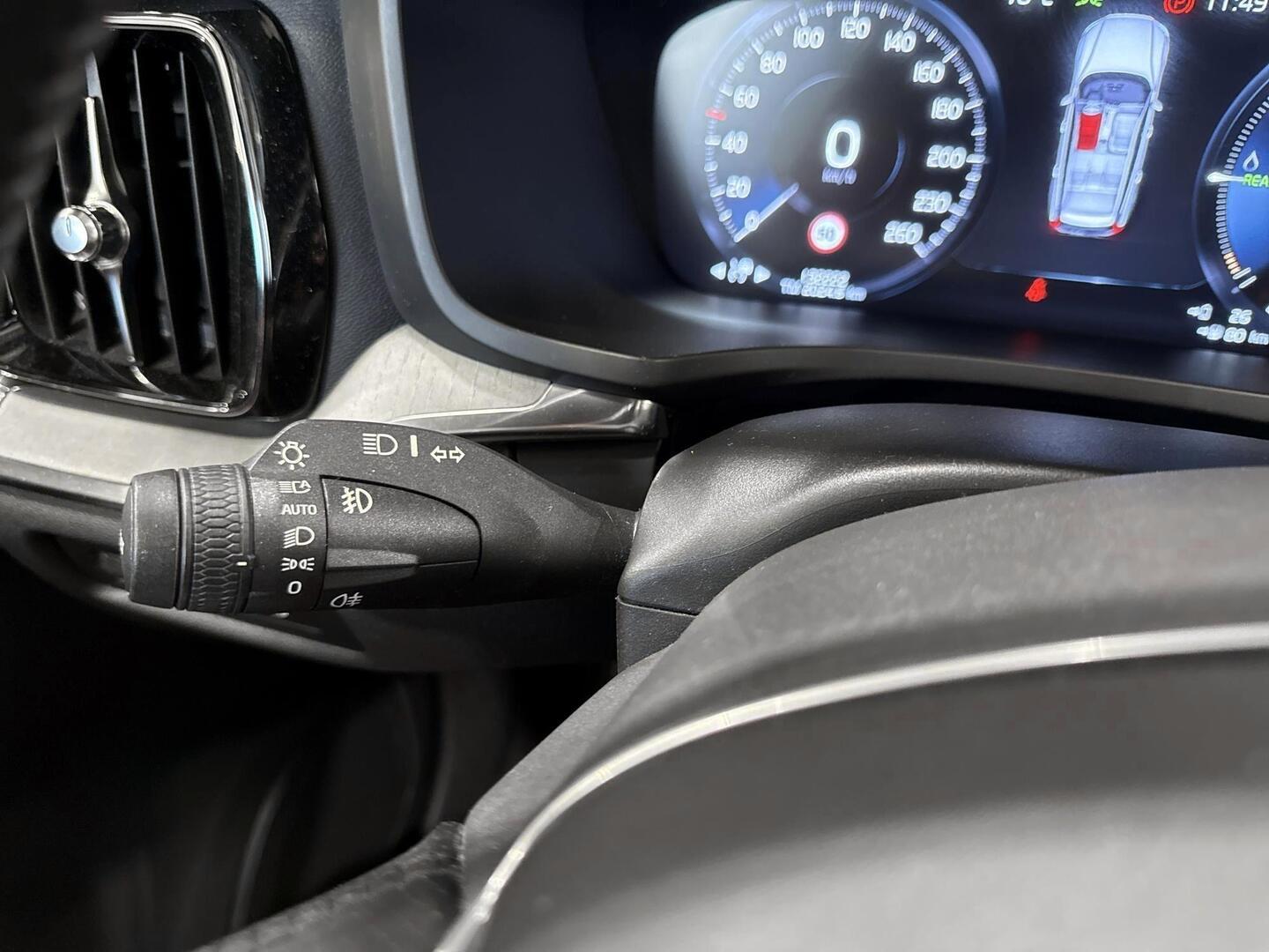 VOLVO V60 2019