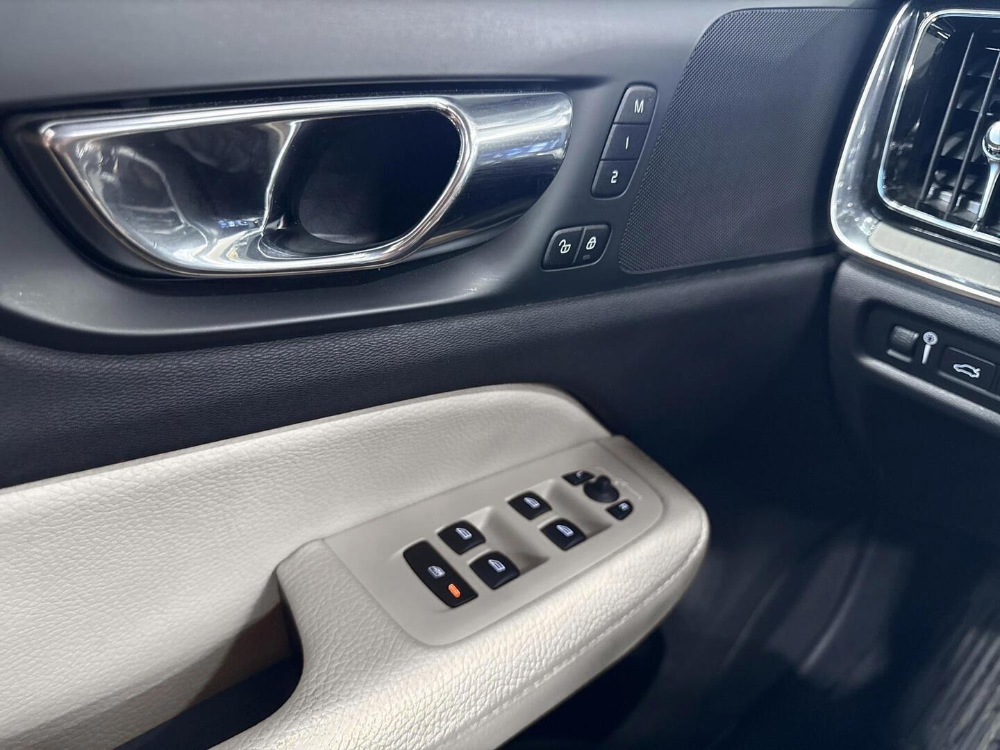 VOLVO V60 2019