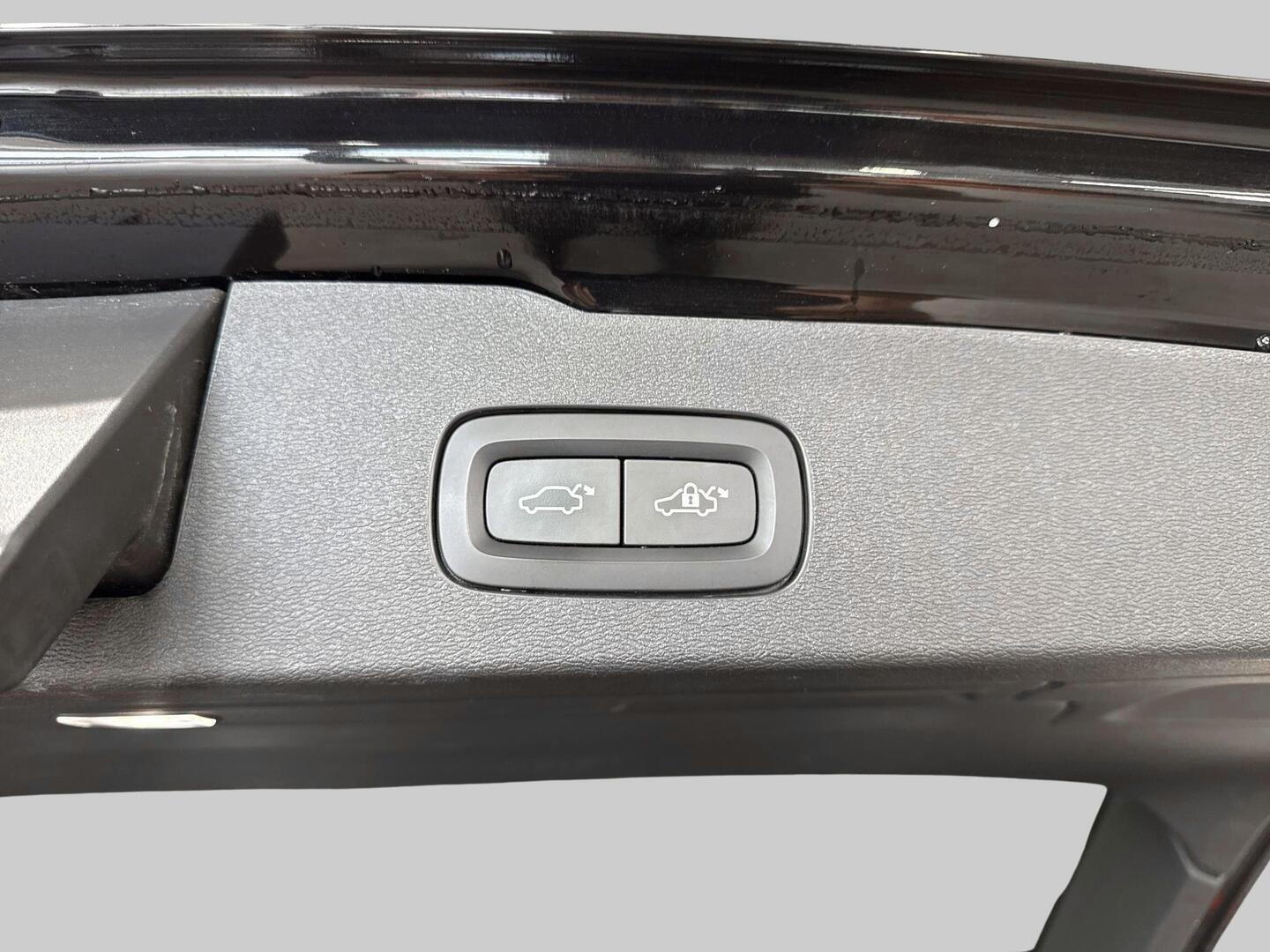 VOLVO V60 2019
