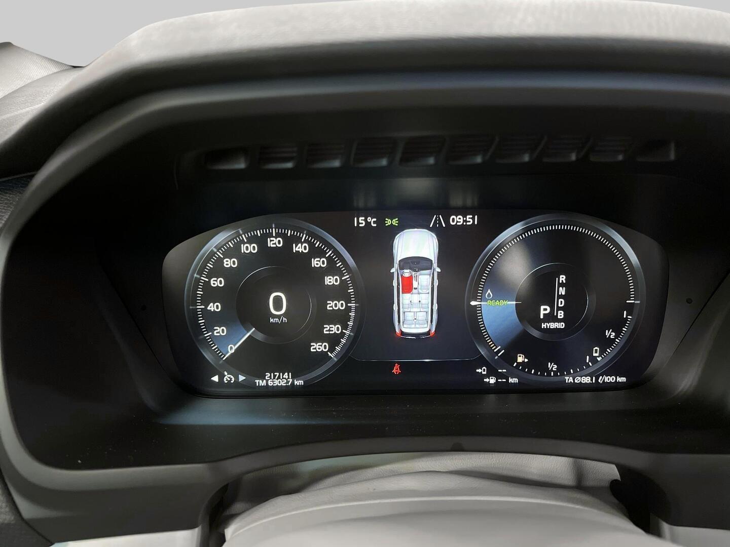VOLVO XC90 2016