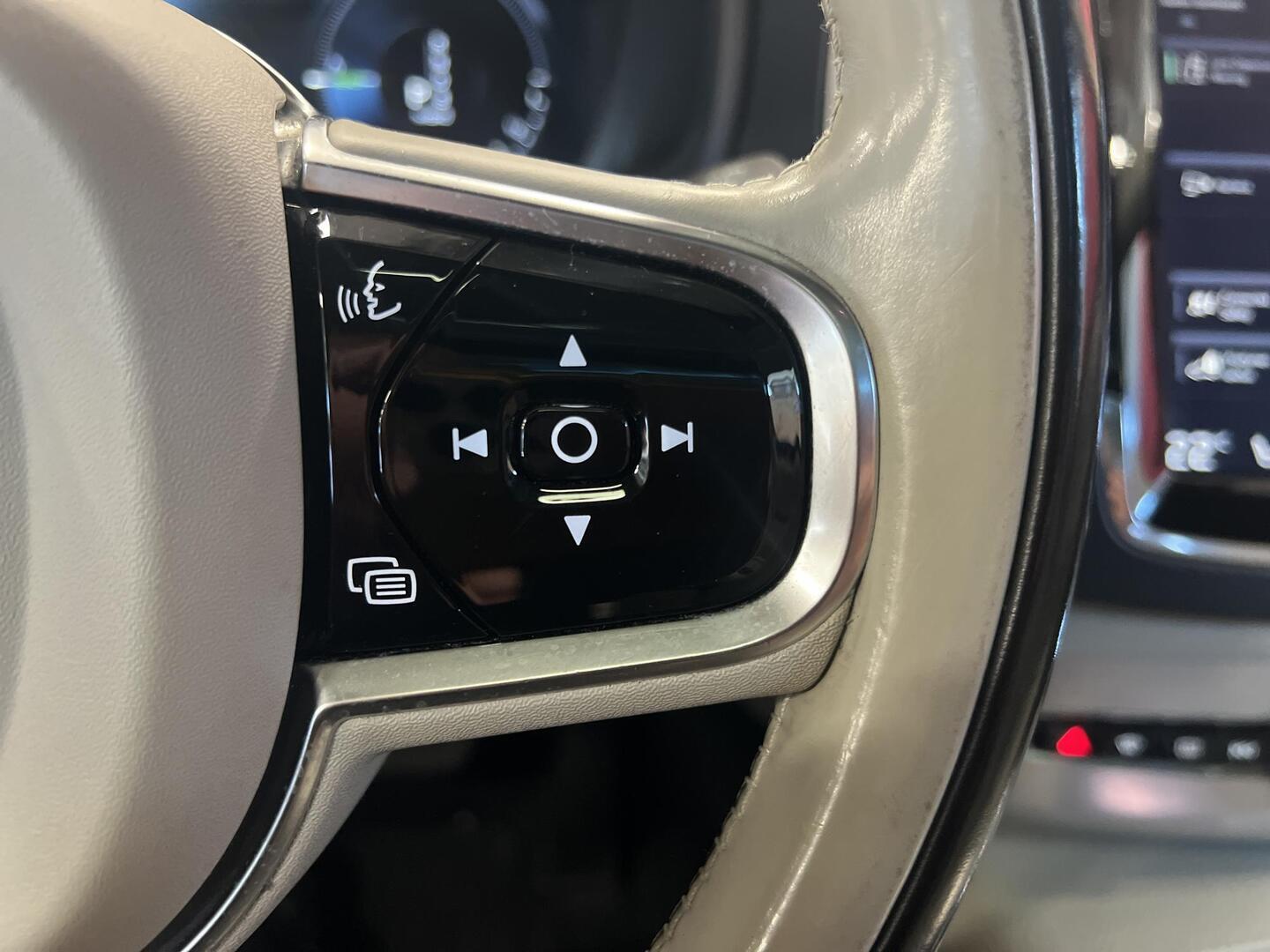 VOLVO XC90 2016