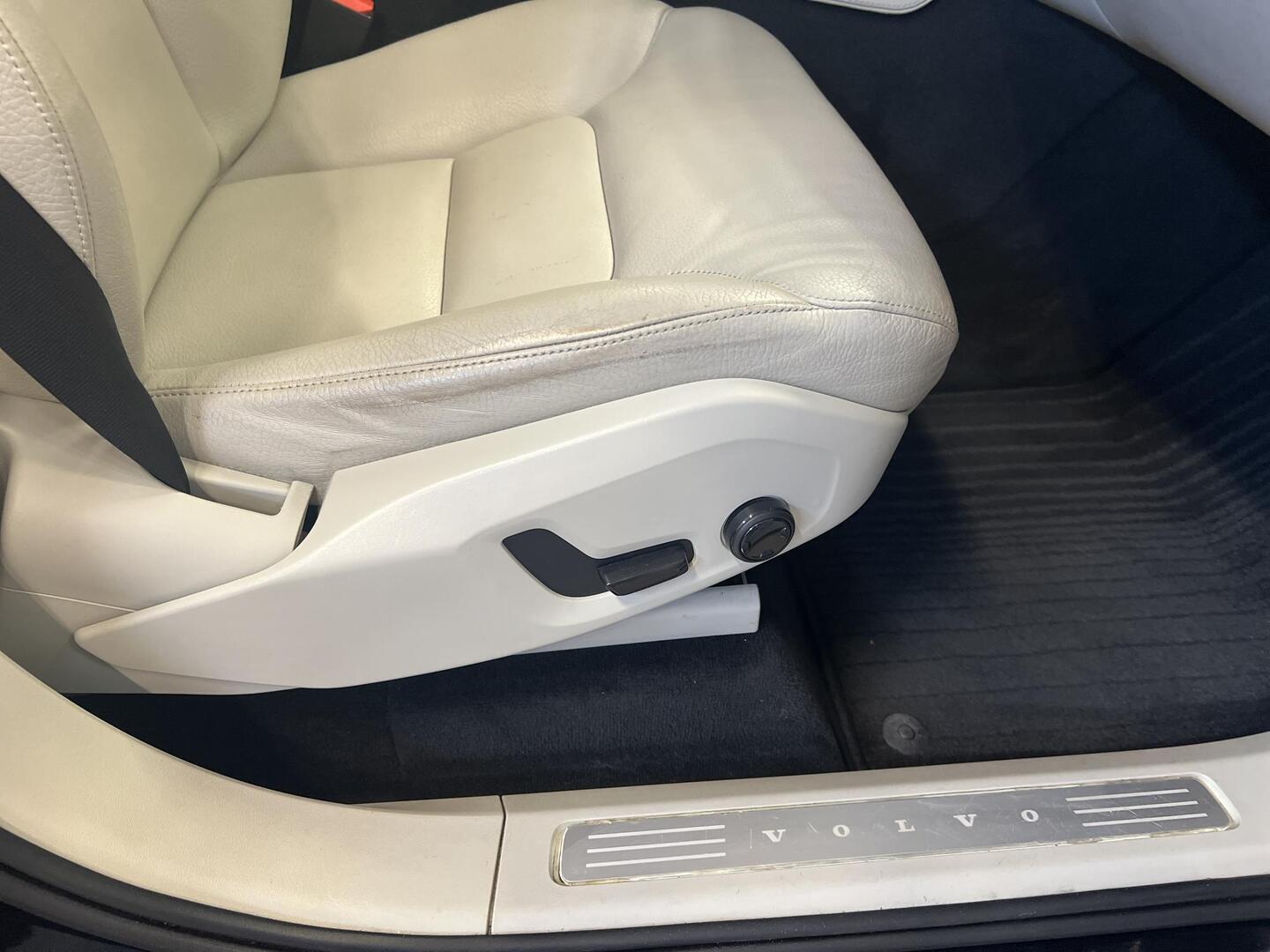 VOLVO XC90 2016