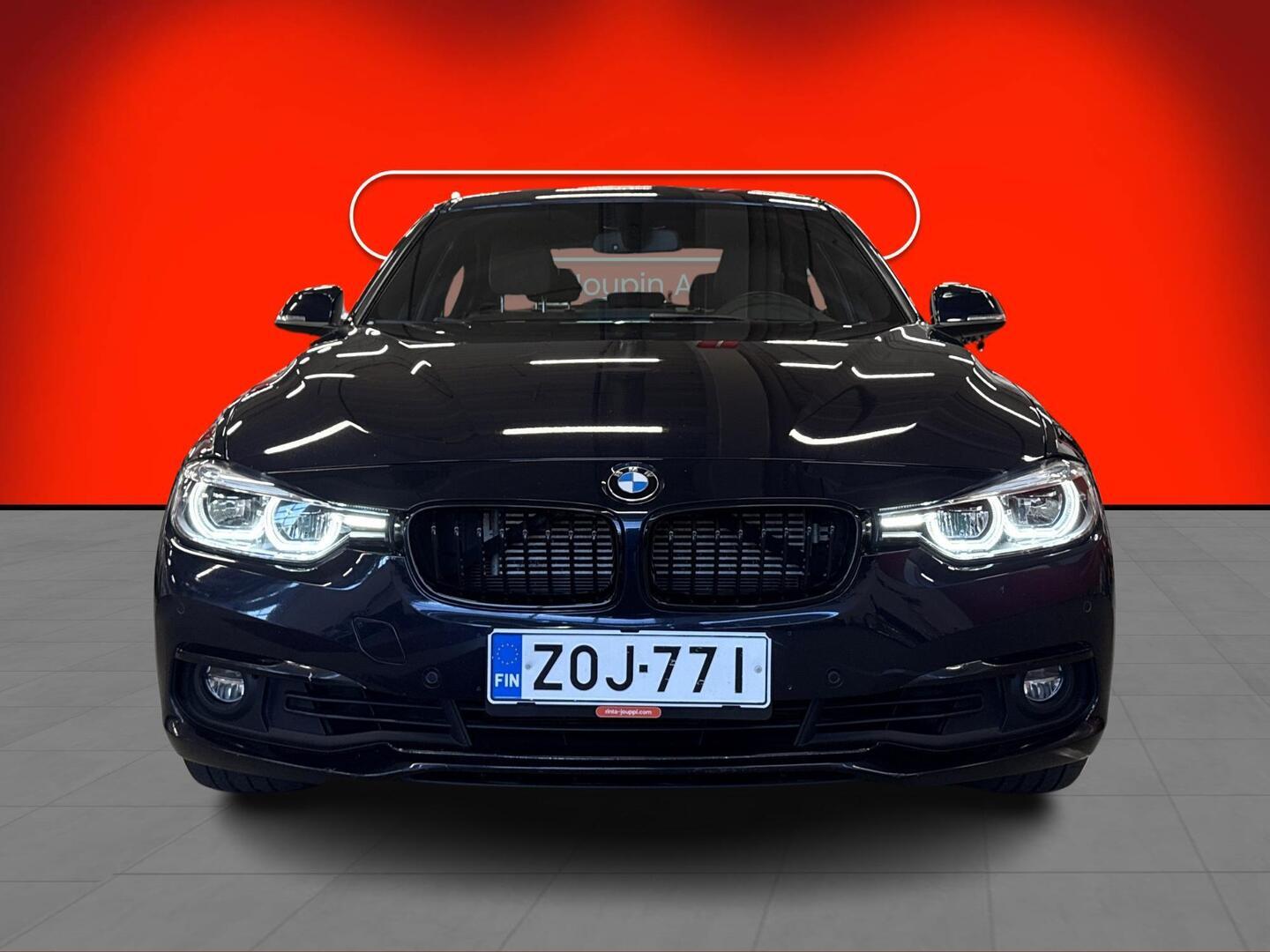 BMW 330 2016