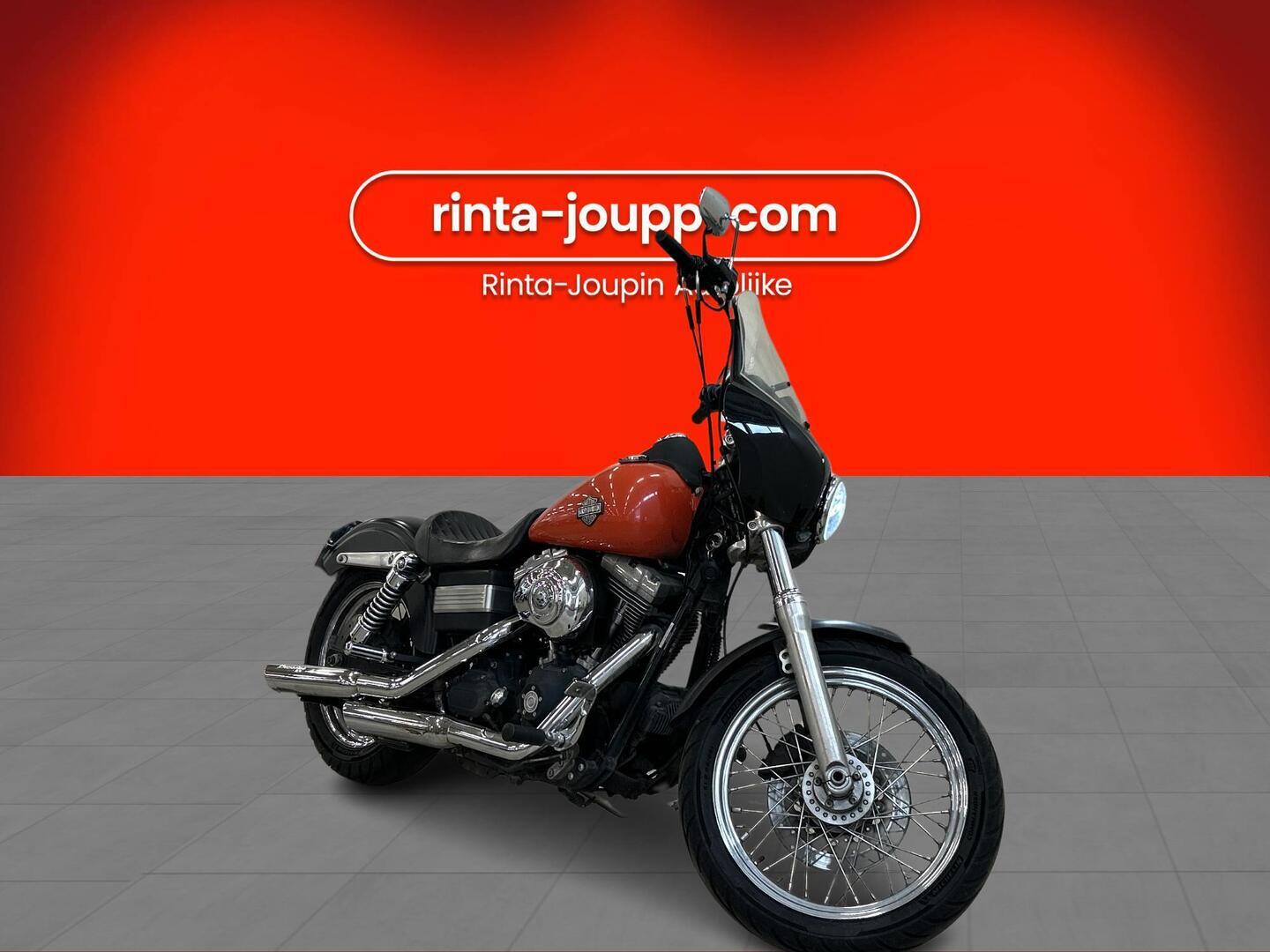 HARLEY-DAVIDSON DYNA 2008