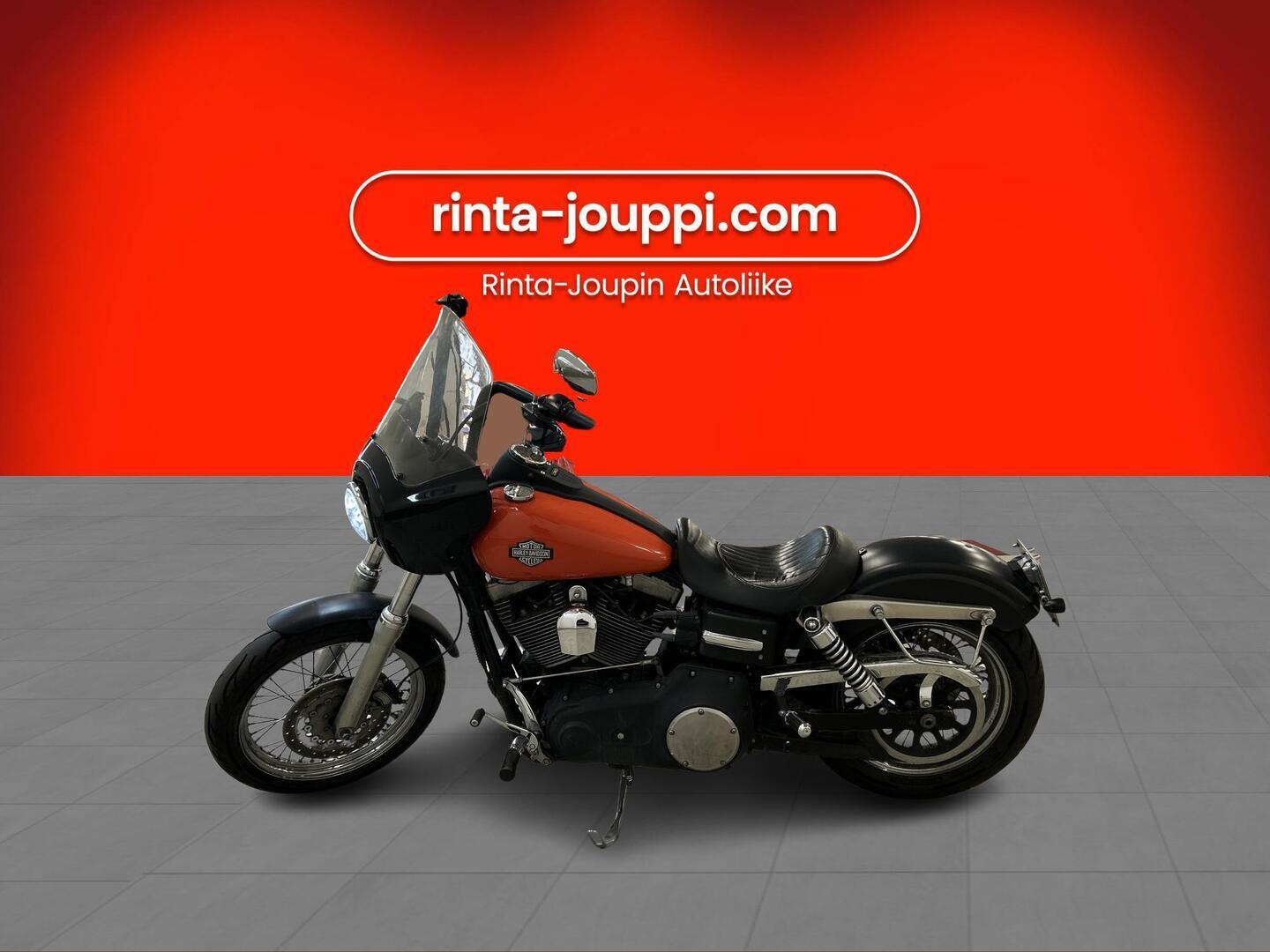 HARLEY-DAVIDSON DYNA 2008