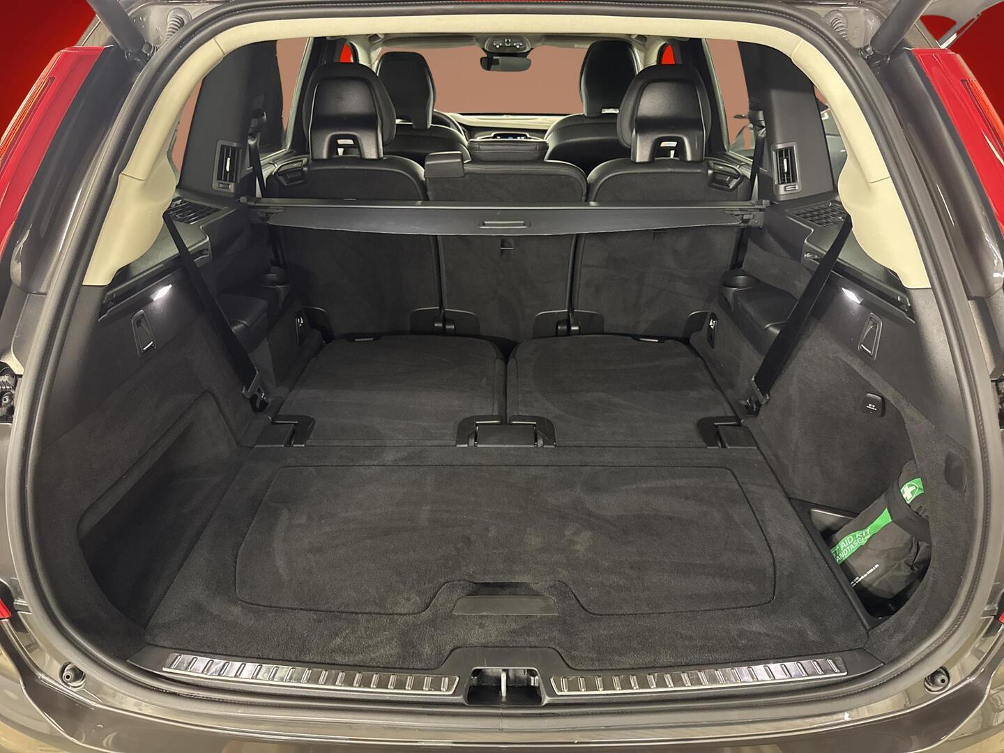 VOLVO XC90 2024
