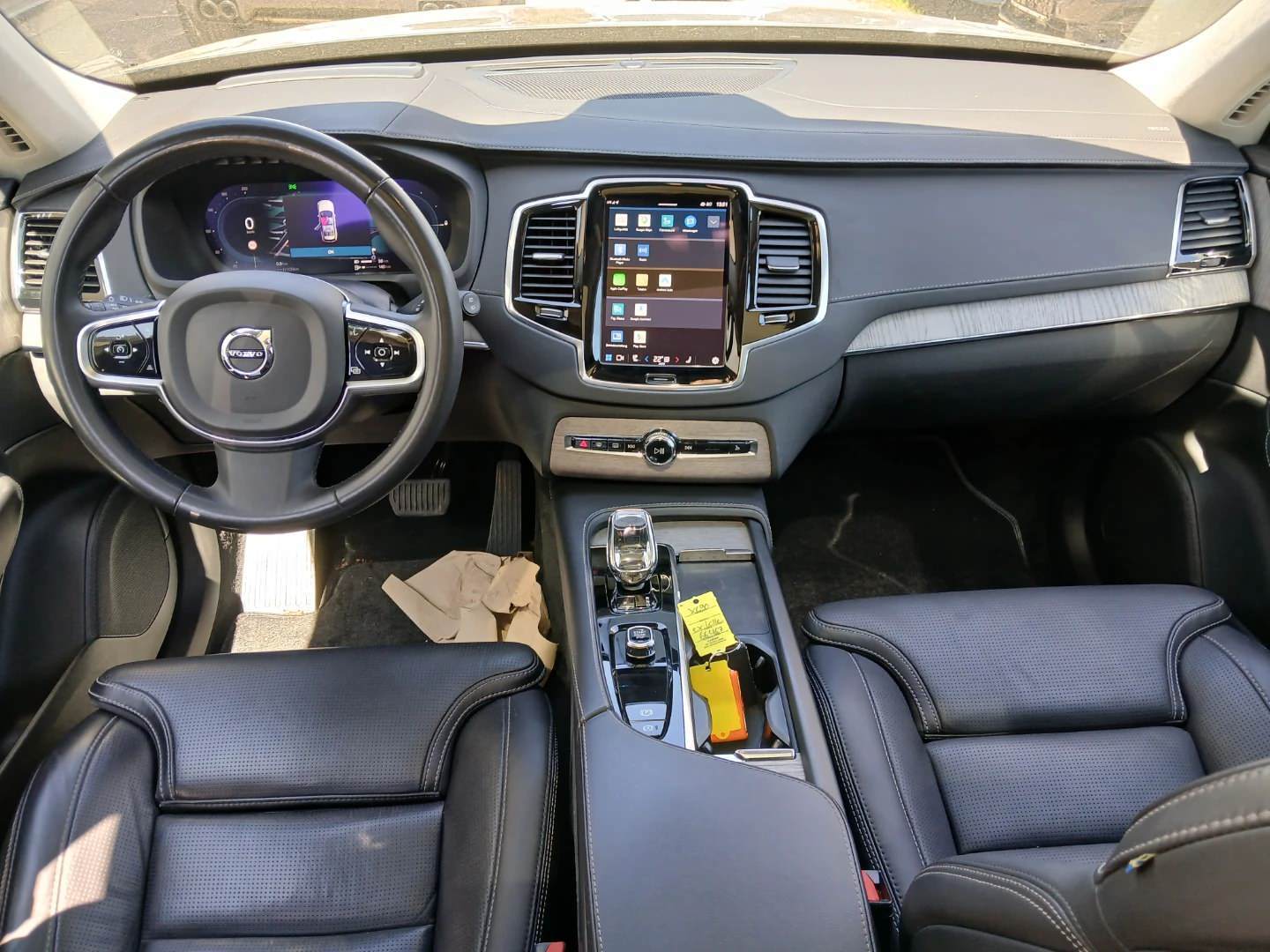 VOLVO XC90 2023