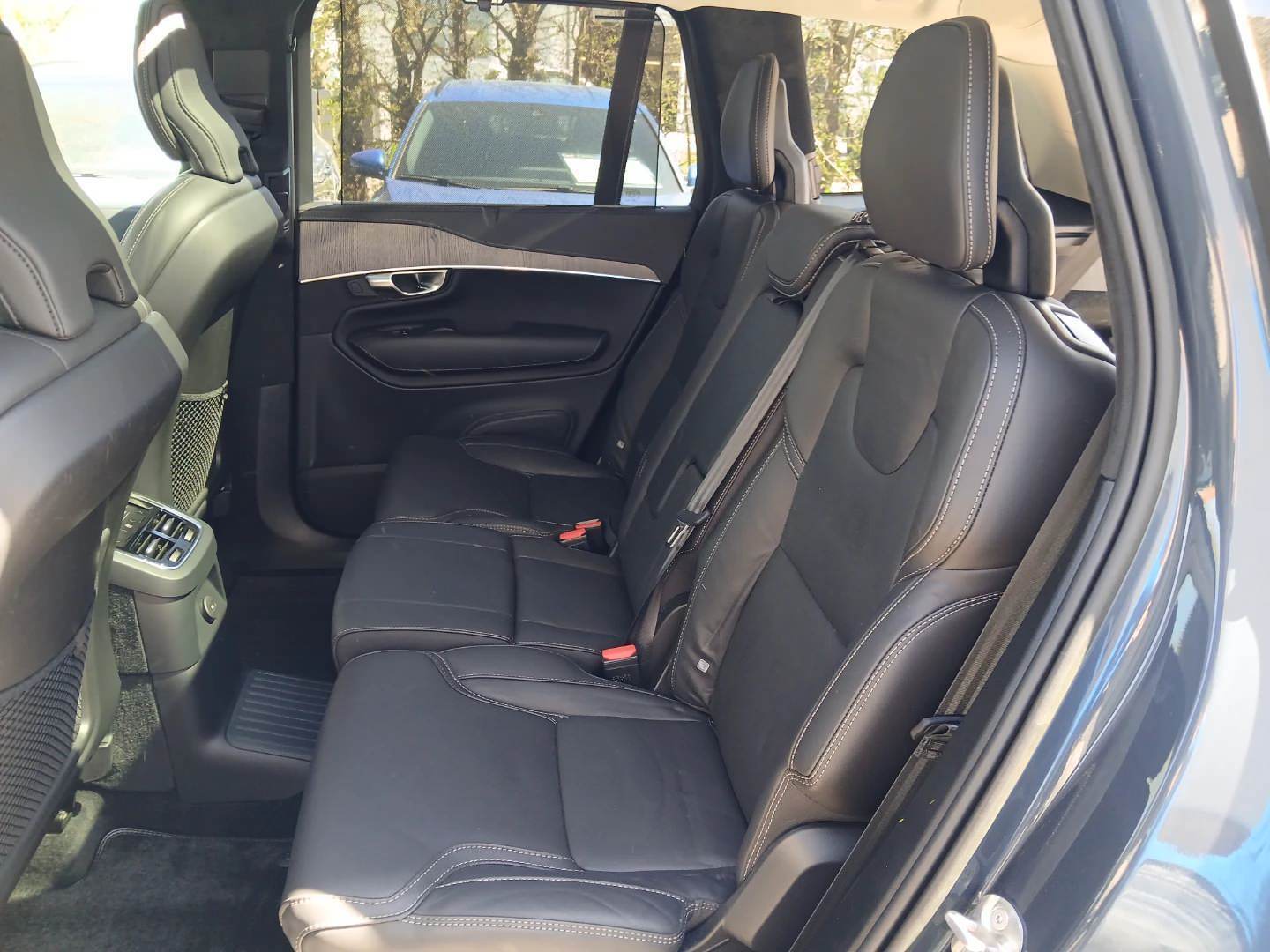 VOLVO XC90 2023