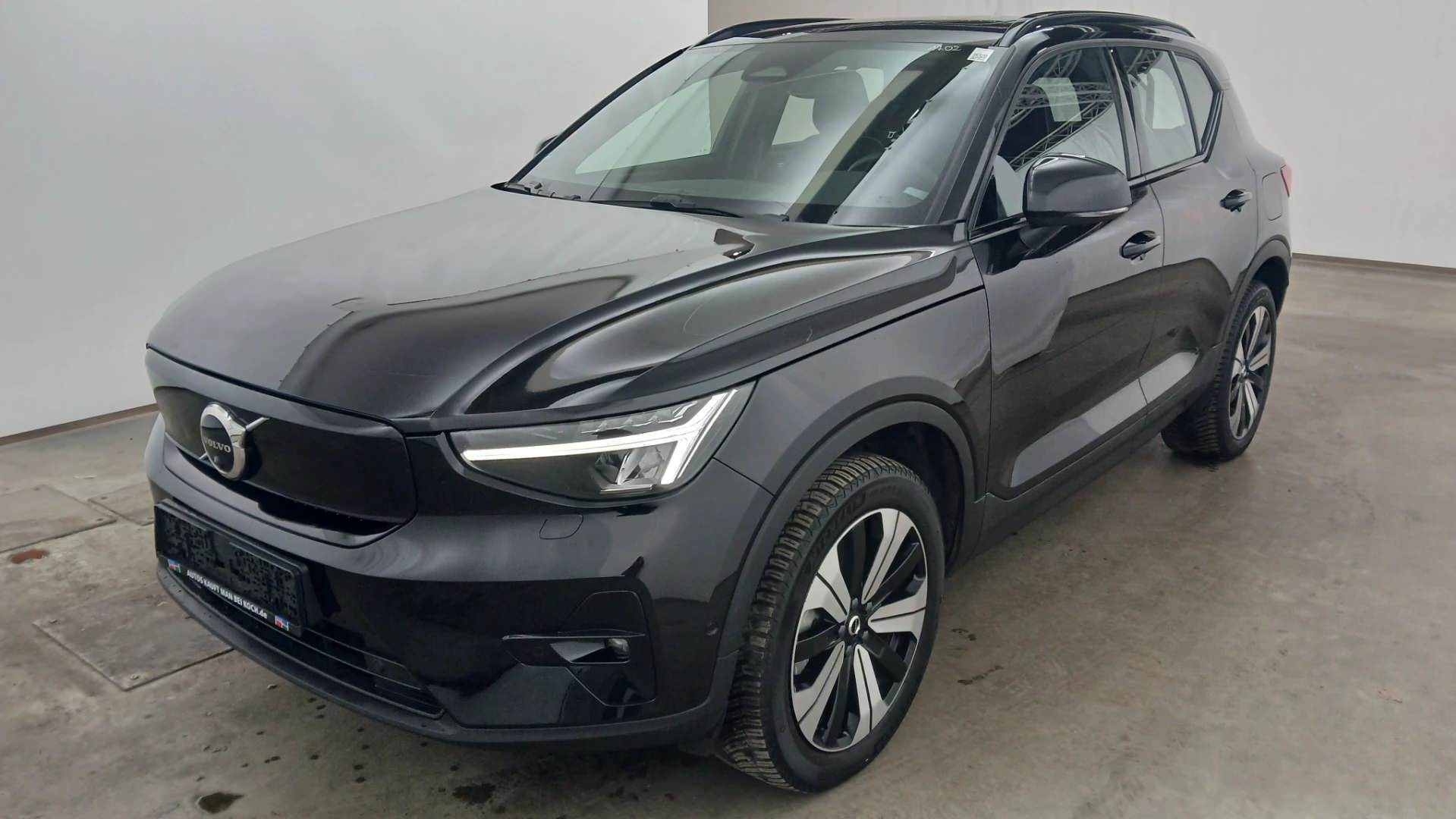 VOLVO XC40 2023