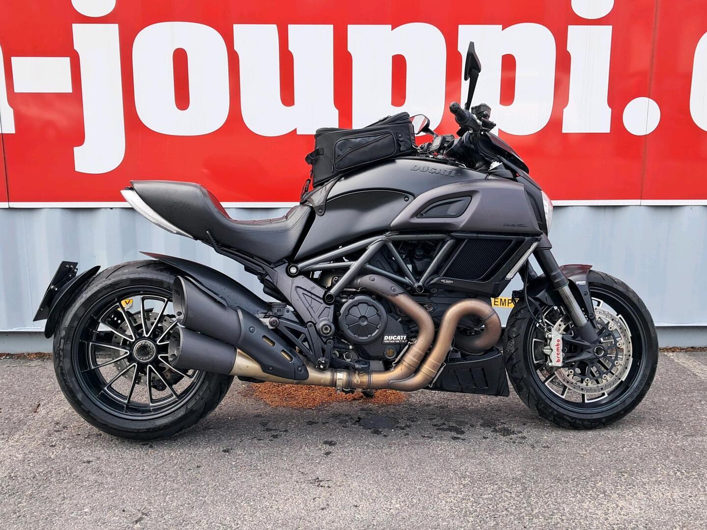 DUCATI Diavel 2015