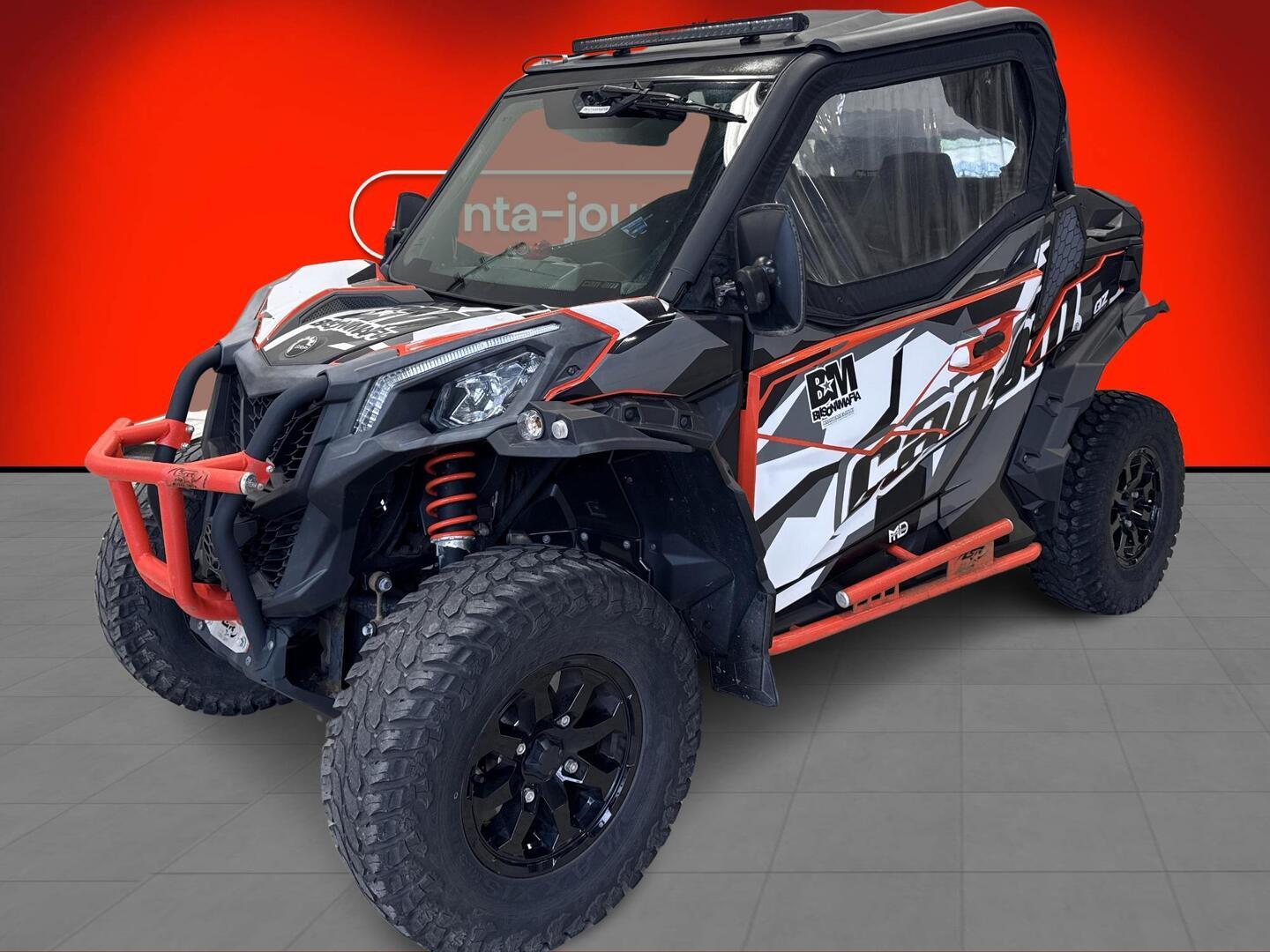 CAN-AM Maverick 2021