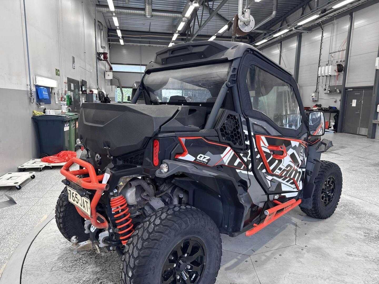 CAN-AM Maverick 2021