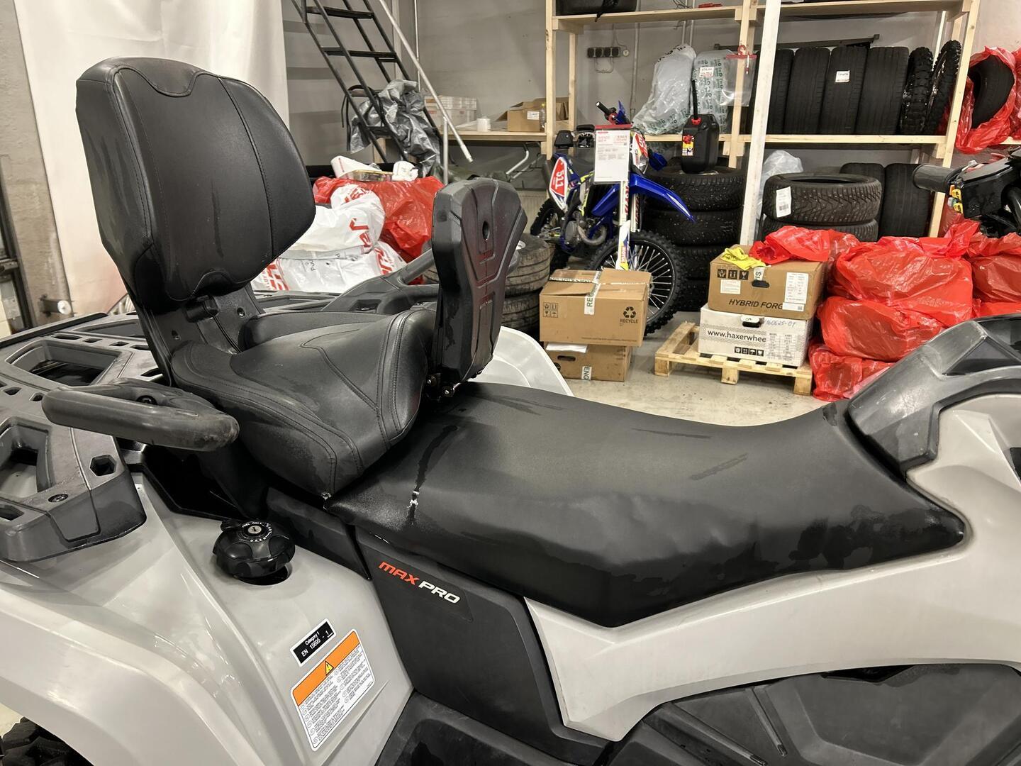 CAN-AM OUTLANDER MAX 2017