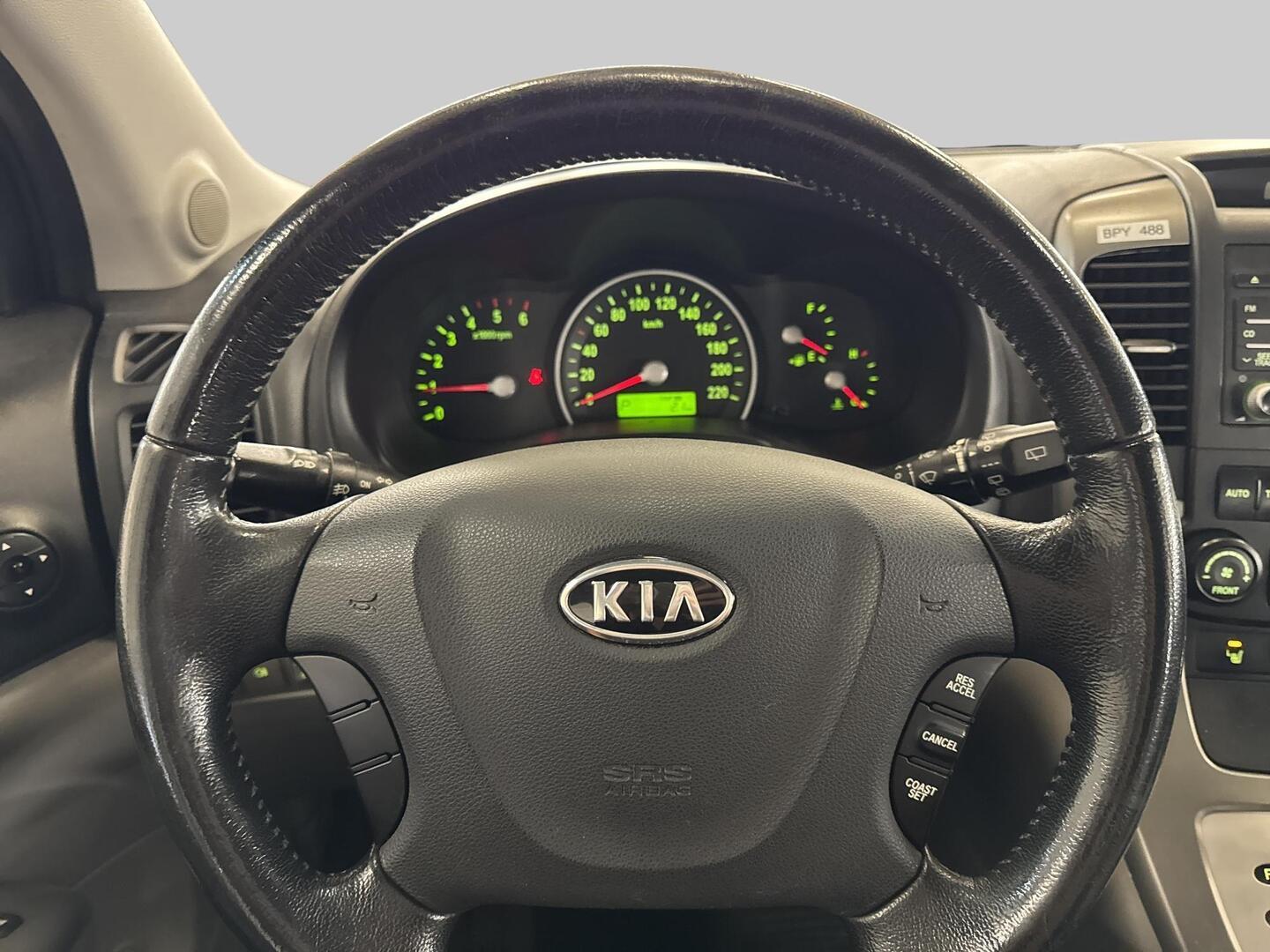 KIA Carnival 2010
