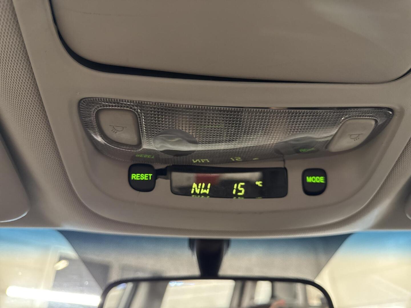 KIA Carnival 2010