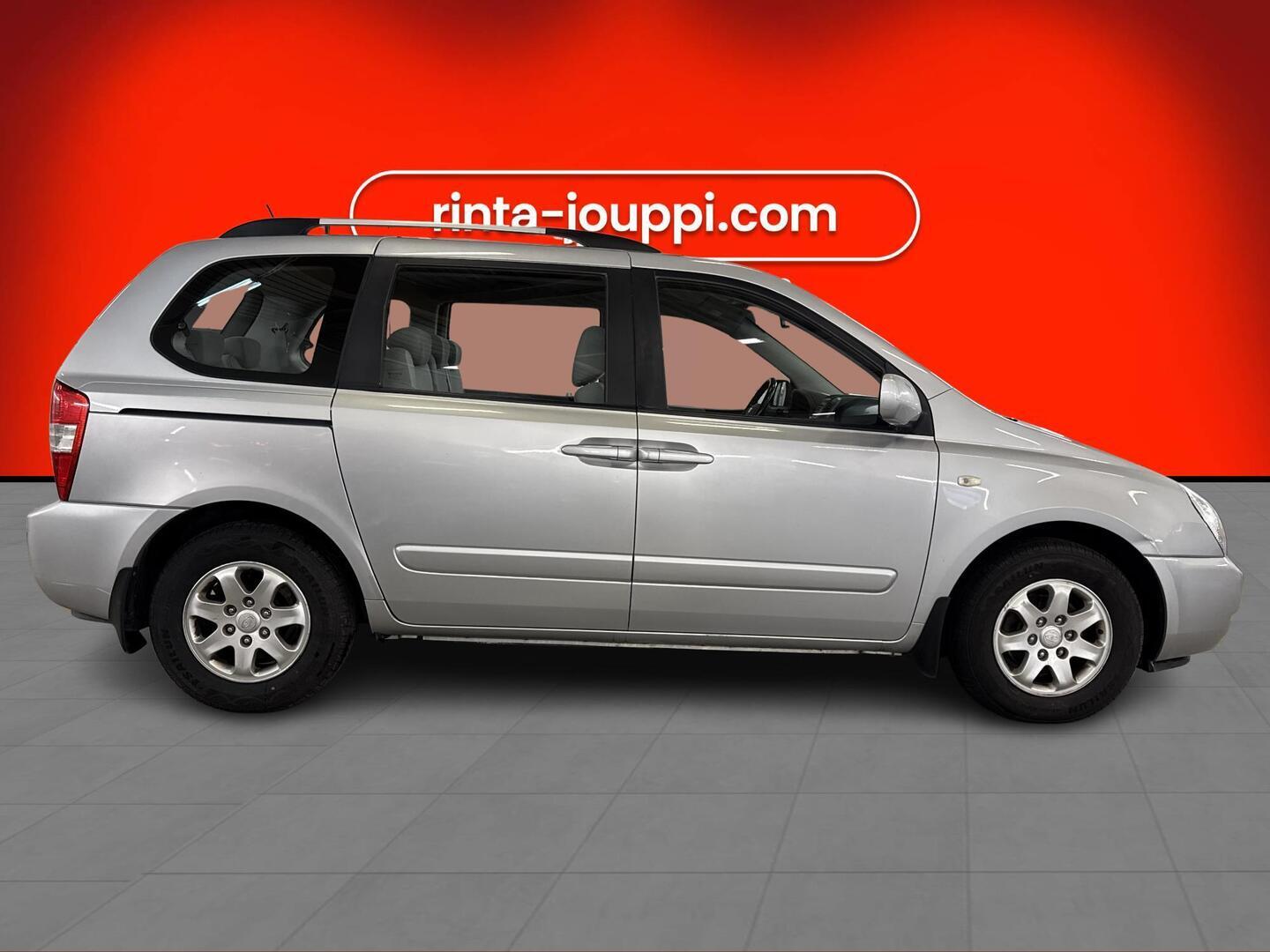 KIA Carnival 2010