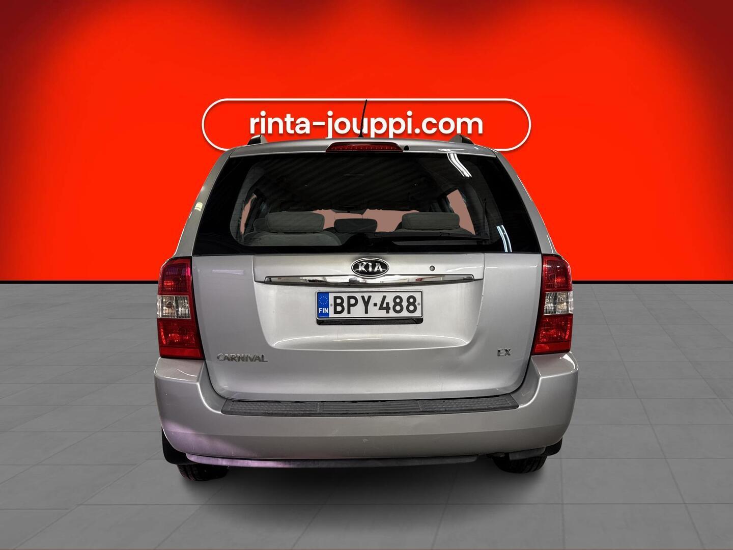 KIA Carnival 2010