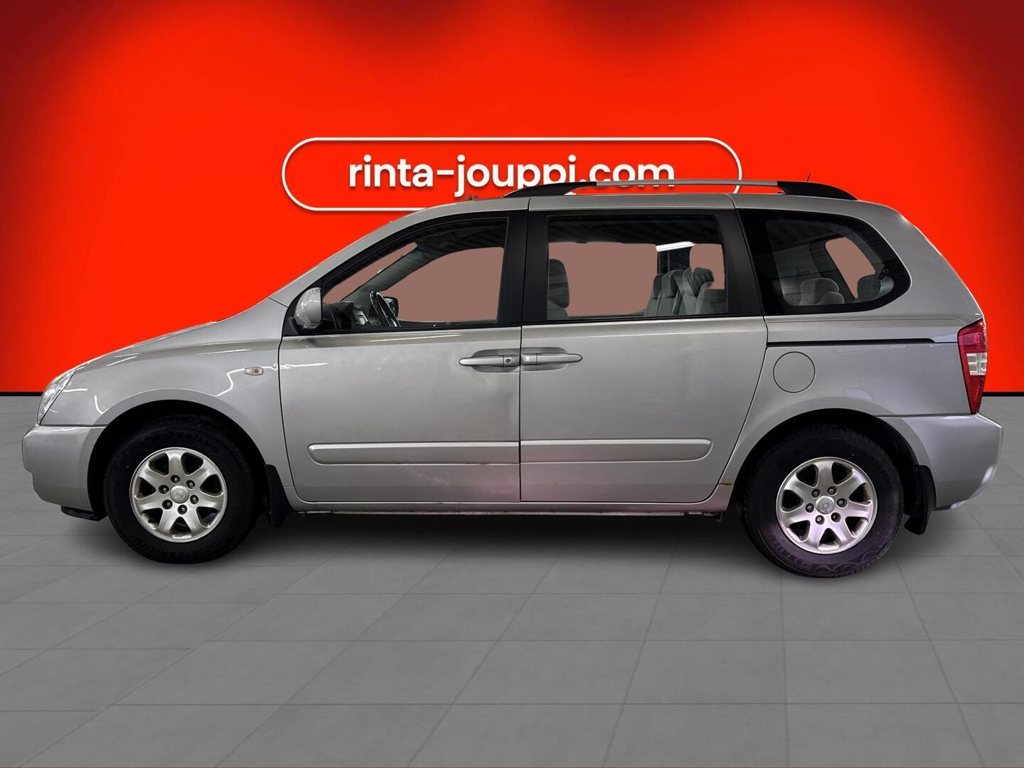 KIA Carnival 2010