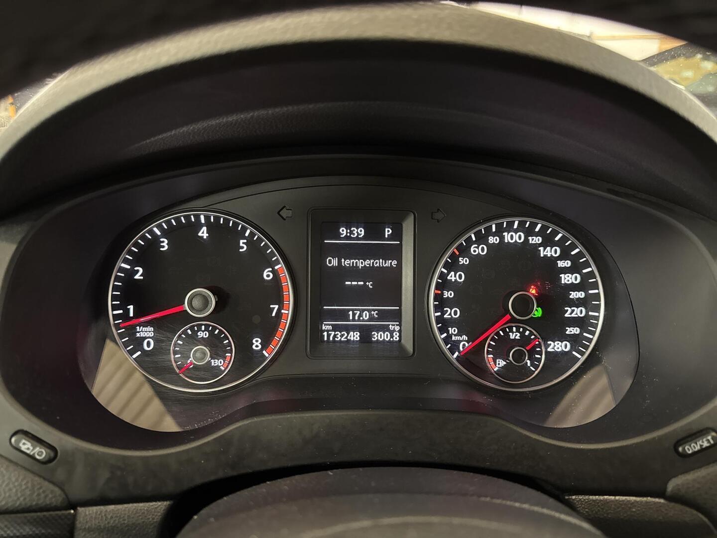 VOLKSWAGEN Jetta 2014