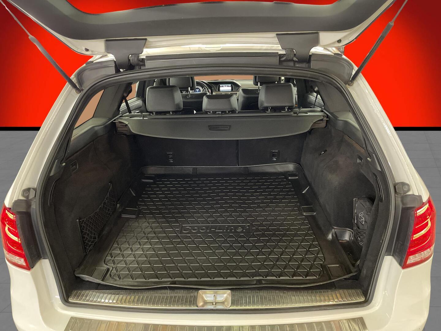 MERCEDES-BENZ E 2015