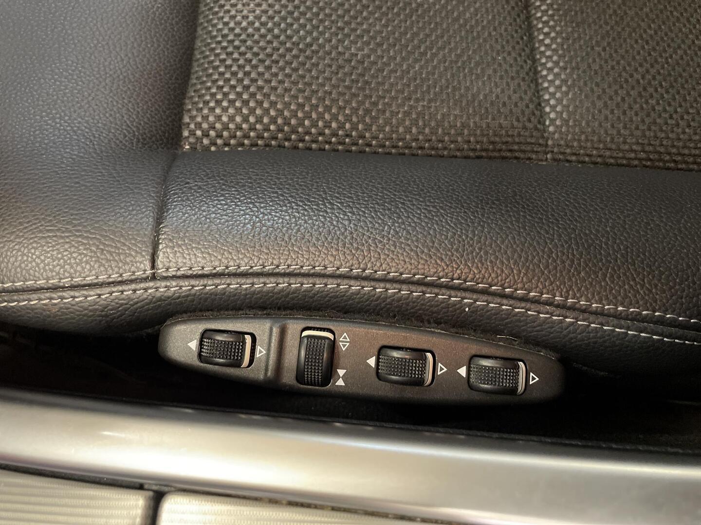 MERCEDES-BENZ E 2015