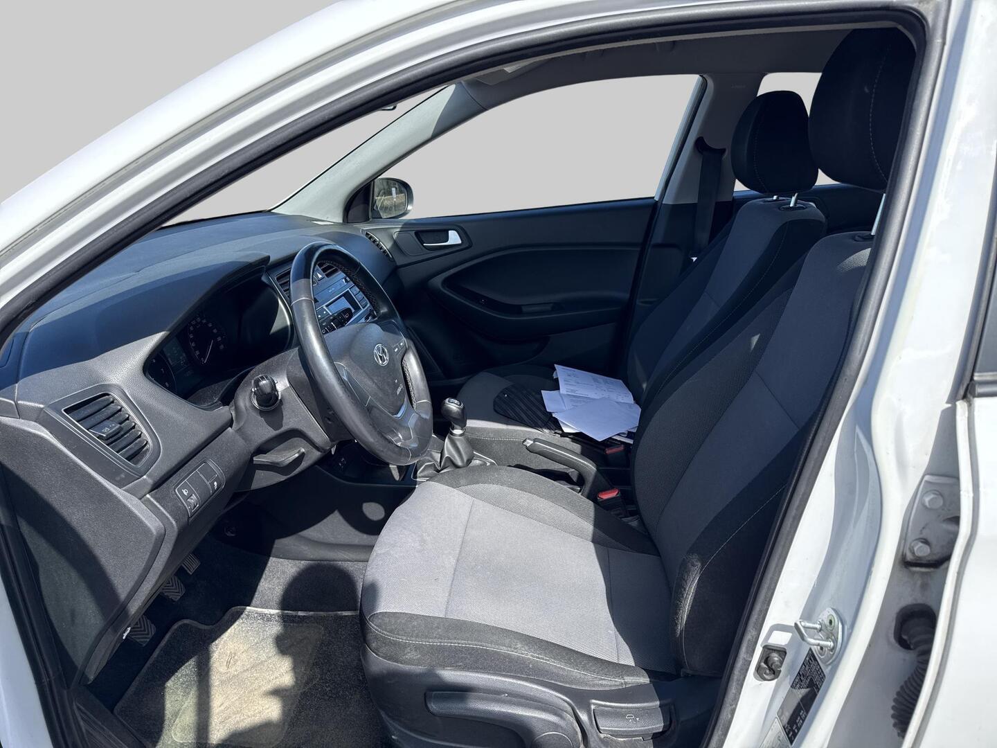 HYUNDAI I20 2016